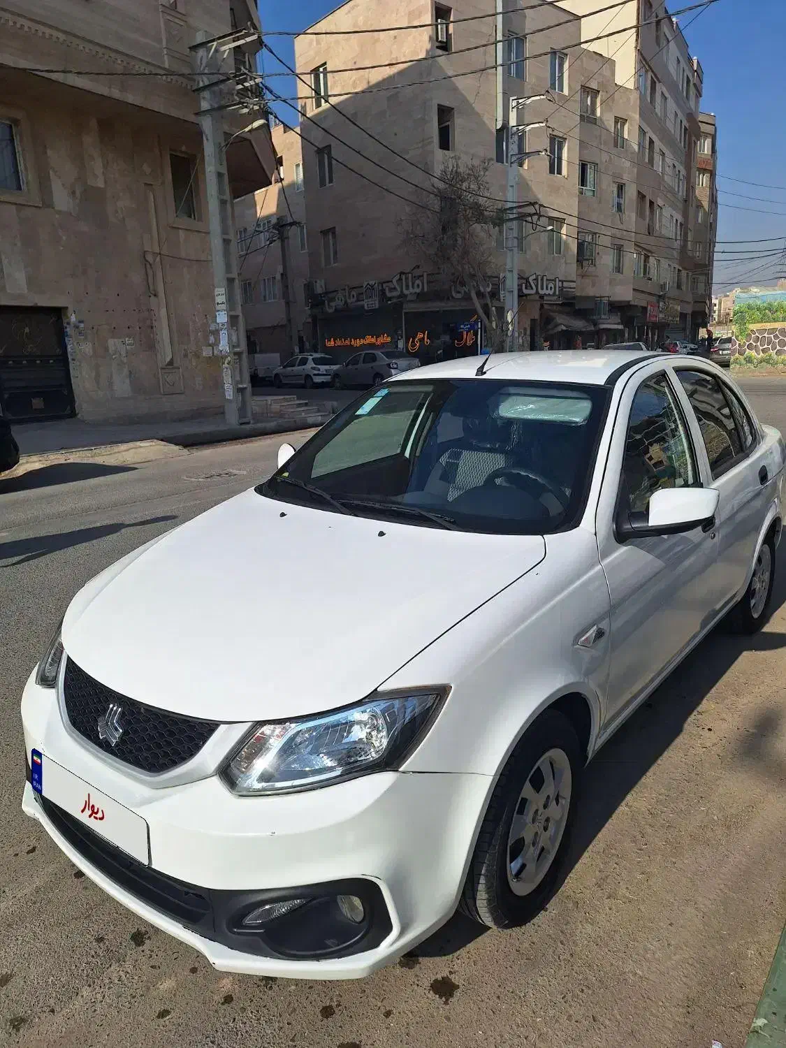 ساینا s مدل 1402|خودرو سواری و وانت|باقرشهر, |دیوار