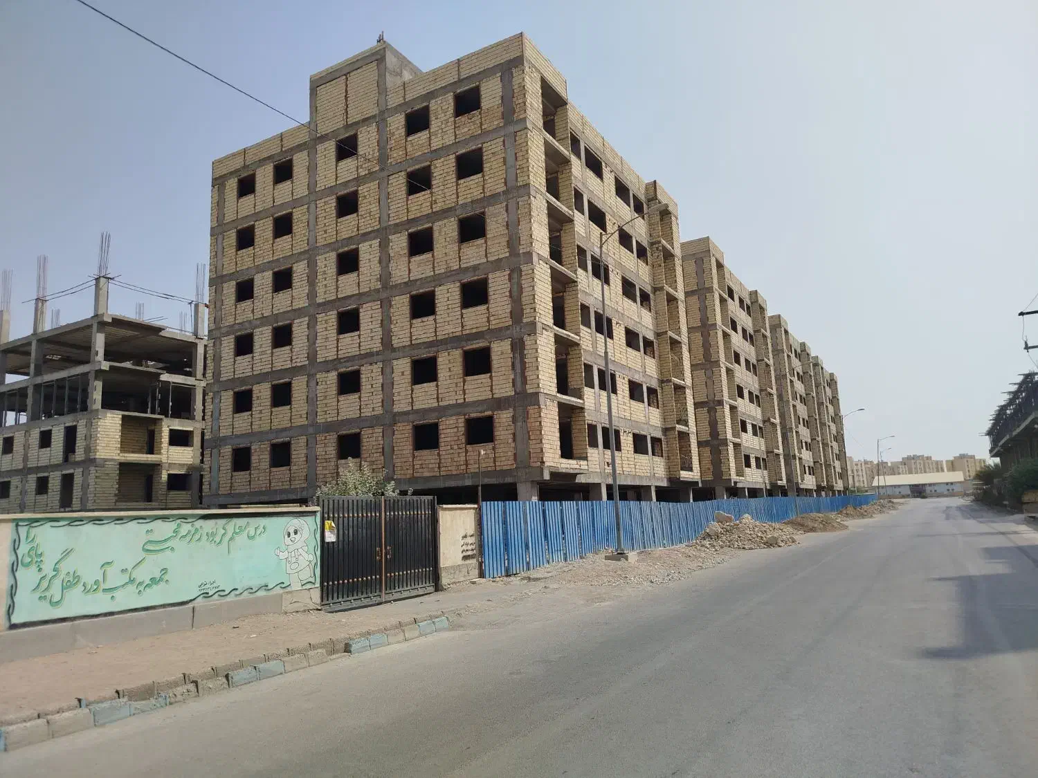 بنا کارگر کاشیکار|استخدام معماری، عمران و ساختمانی|بندرعباس, |دیوار