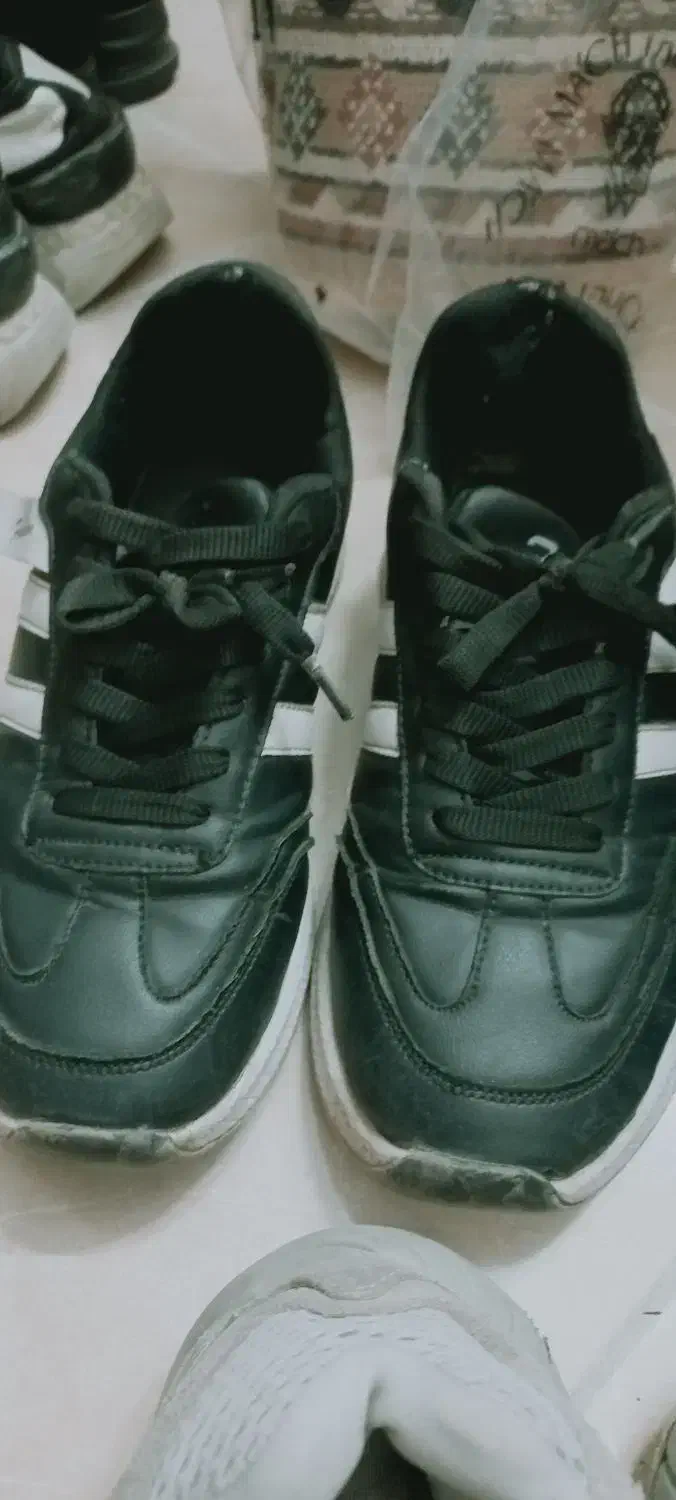 سه جفت کتونی های کپی و چهار جفت کتونی متفرقه|کیف، کفش، کمربند|خاوران, |دیوار