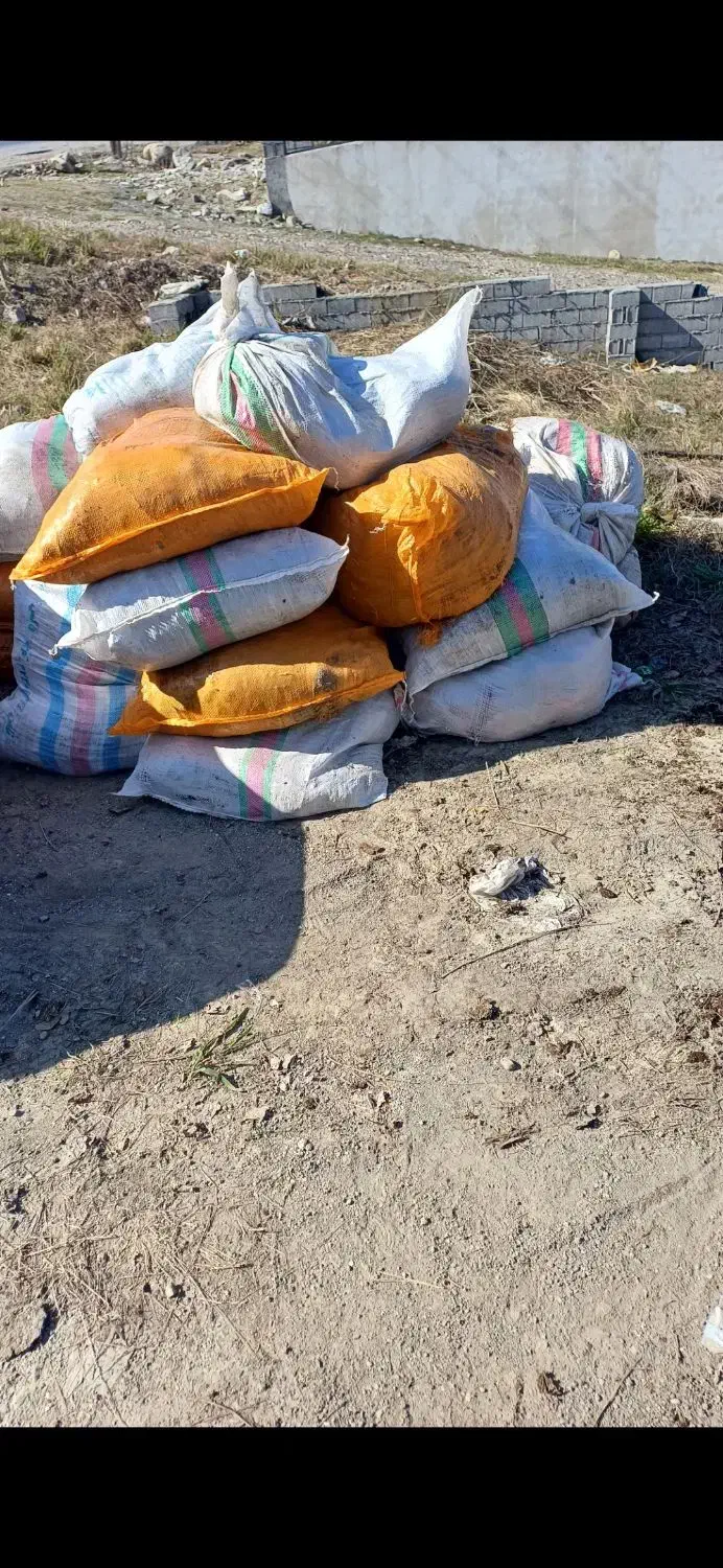 کود گوسفندی خشک.|خدمات باغبانی و درختکاری|نوشهر, |دیوار