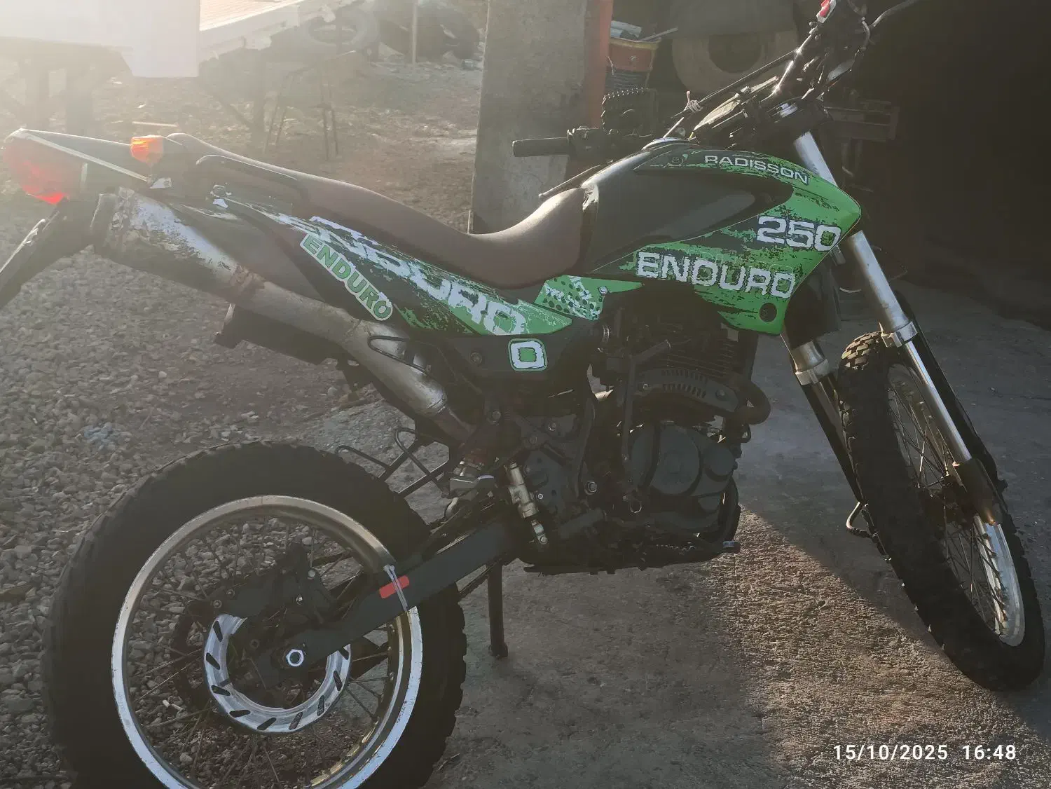 تریل رادیسون کویر|موتورسیکلت|ابهر, |دیوار