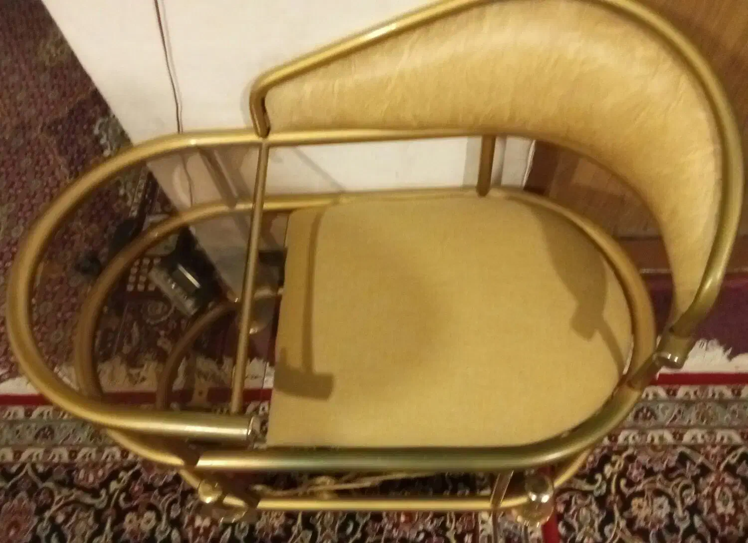 میز تلفن .رویال.باصندلی نشستن.|میز تلفن|خرم‌آباد, |دیوار