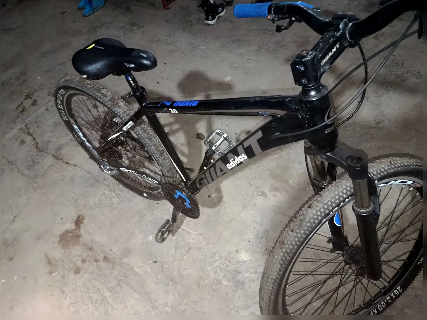 دوچرخه GIlANT سایز ۲۶ آلمینیوم مشکی|دوچرخه، اسکیت، اسکوتر|آستانه اشرفیه, |دیوار