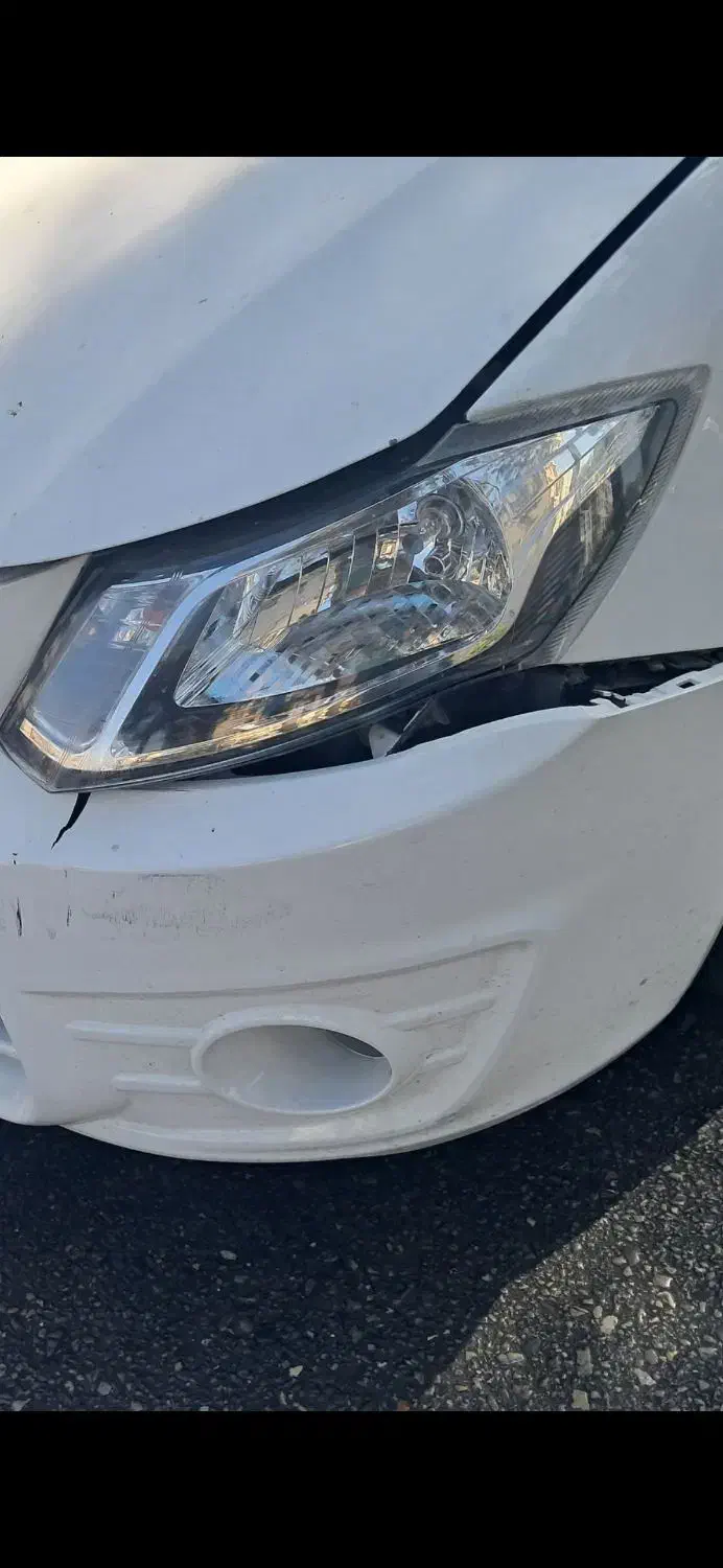 چراغ جلوی ساینا برای داغی دوطرف|قطعات یدکی و لوازم جانبی|تهران, تهران‌نو|دیوار