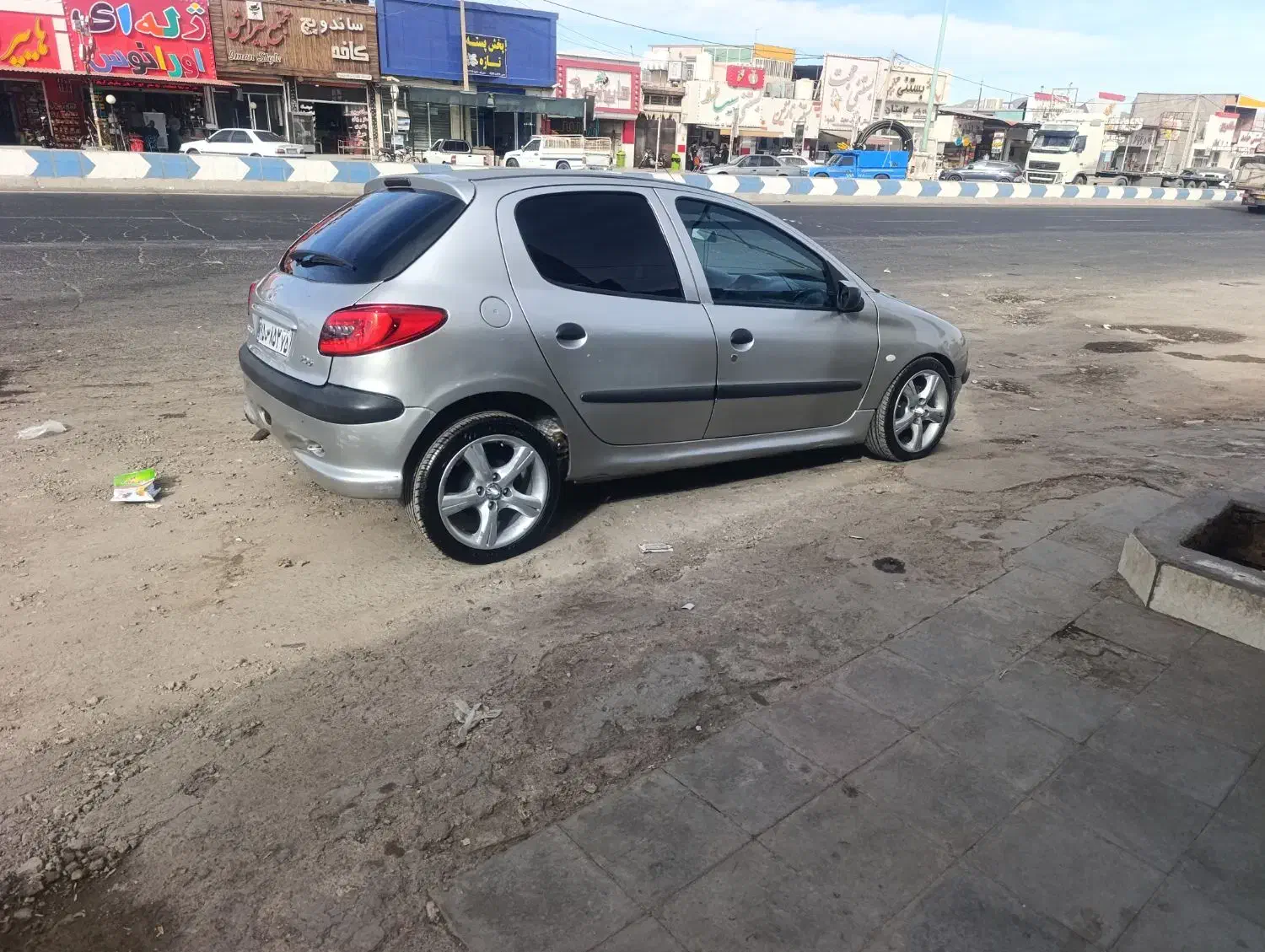 206 مدل 85|خودرو سواری و وانت|رفسنجان, |دیوار