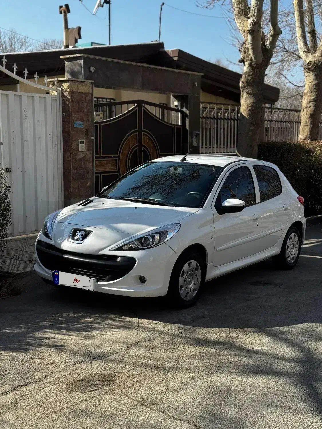 پژو ۲۰۷ دنده ای مدل 1402 در حد|خودرو سواری و وانت|کرج, گلشهر|دیوار