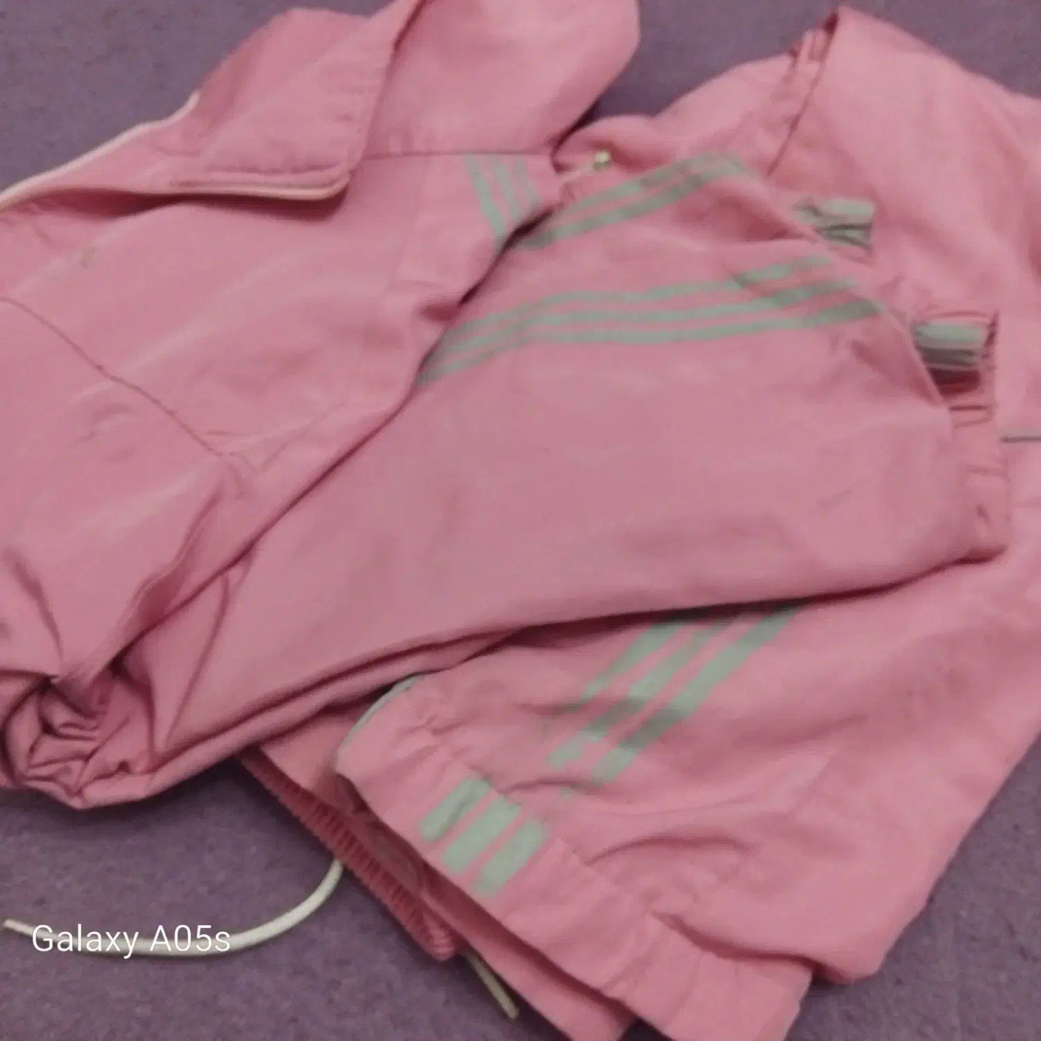 لباس دخترانه ورزشی|لباس|میانه, |دیوار