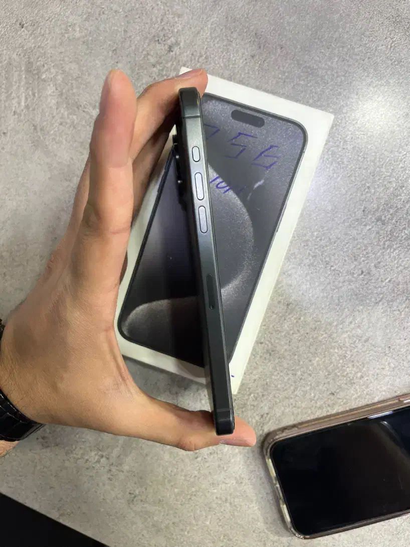 آیفون 15 پرو مکس 256 گیگ-در حد نو-رجیستر شده|موبایل|تهران, باغ فیض|دیوار