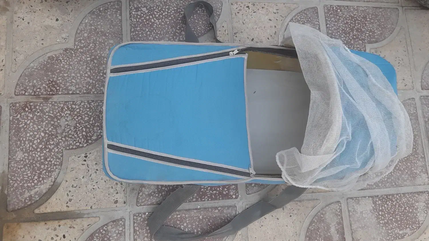 فروش کریر،روروئک،ساک حمل،ماشین دسته بلند|اسباب و اثاث بچه|نیریز, |دیوار