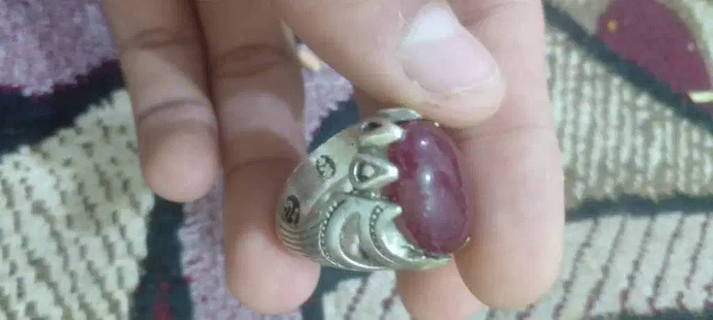 انگشتر یاقوت جید|جواهرات|بروجرد, |دیوار