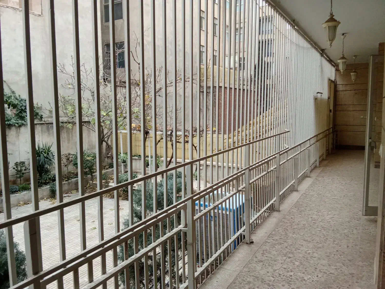 ۲۴۰متر/۴خواب/فول امکانات/سهروردی شمالی