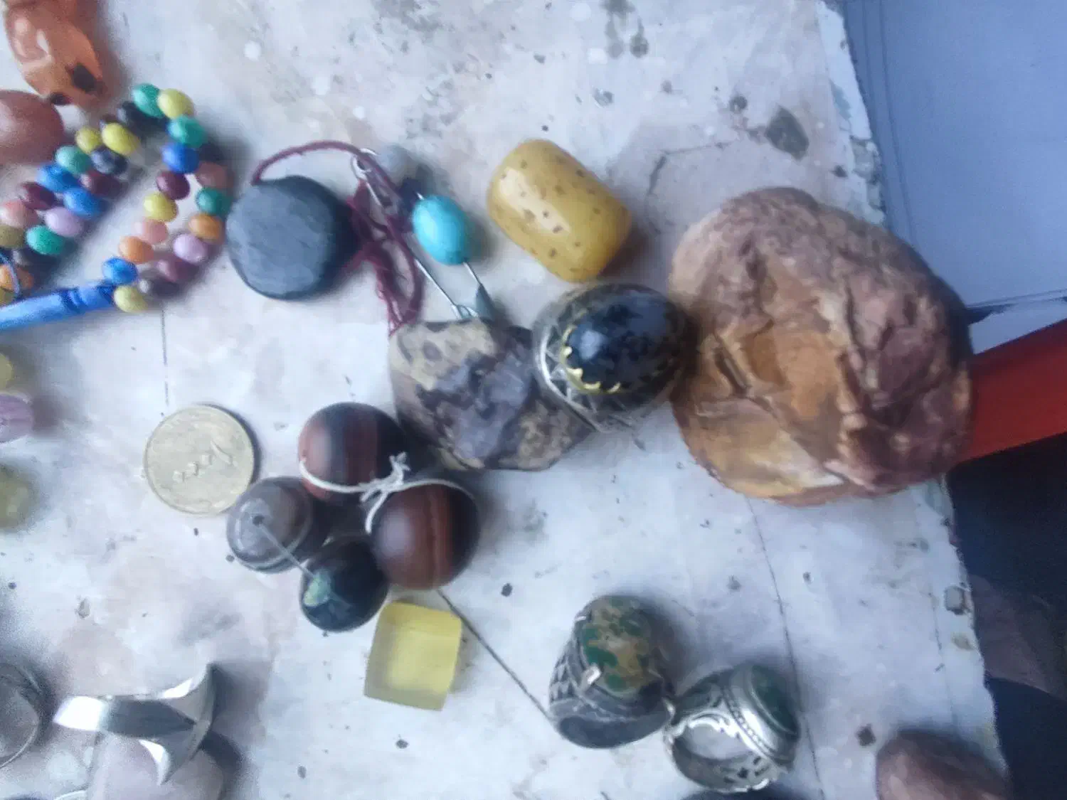 فروش شهاب سنگ ومهره های عتیقه وارزشمند|کلکسیون اشیاء عتیقه|باقرشهر, |دیوار