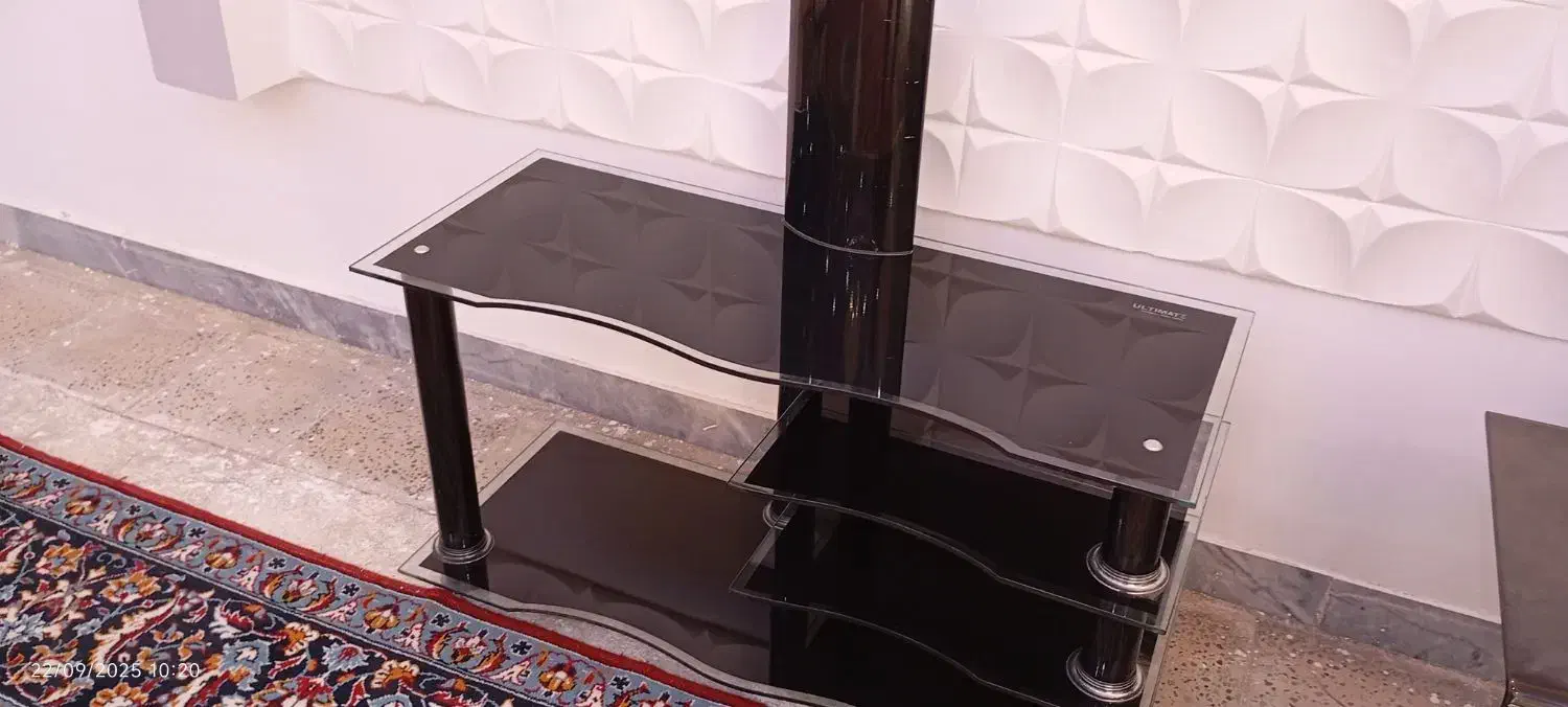 زیر تلویزیون|میز تلویزیون|ایوان, |دیوار