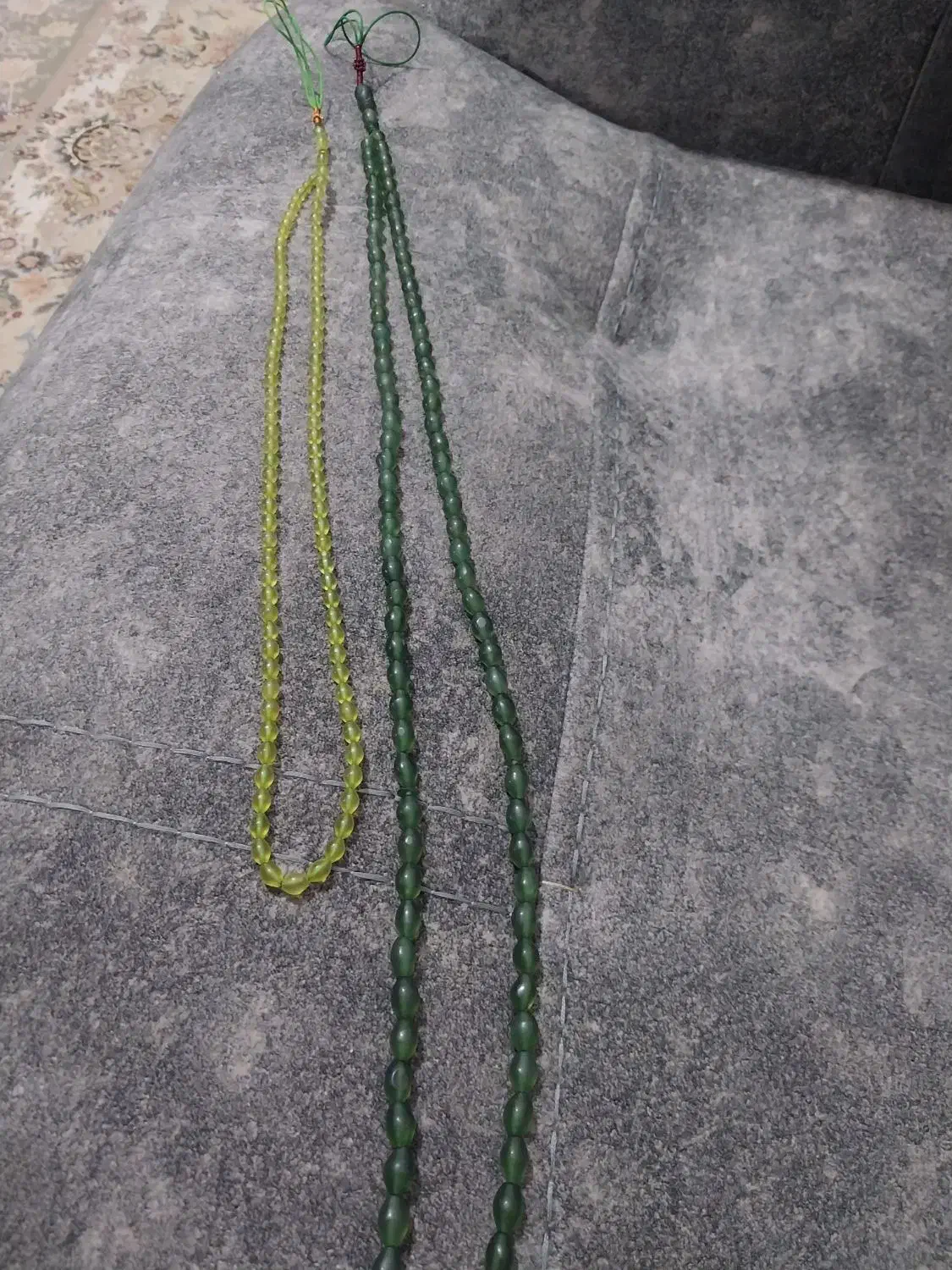 تسبیح شاه مقصود|زیورآلات و اکسسوری|شیراز, کوشک میدان|دیوار