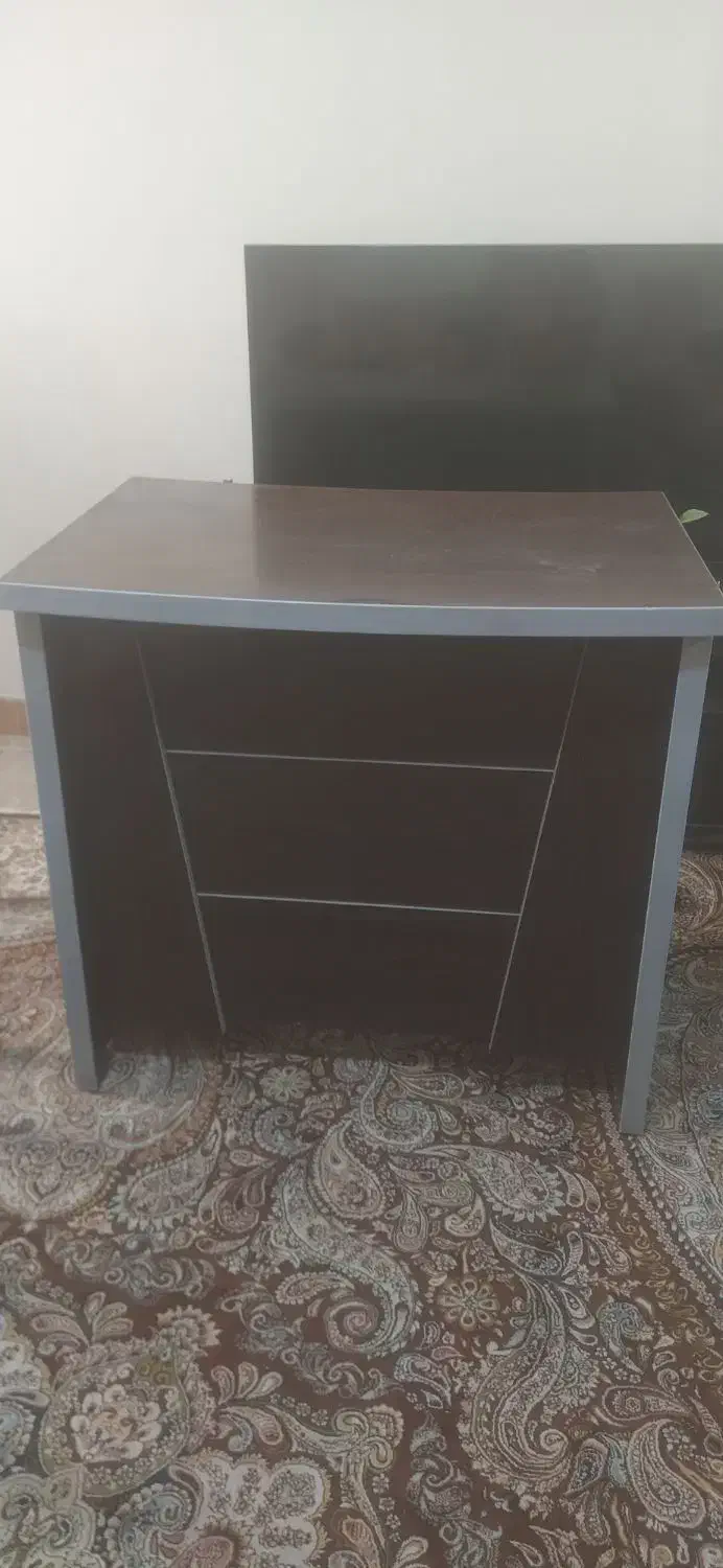 میز اداری|مبلمان اداری|کرج, بنیاد|دیوار