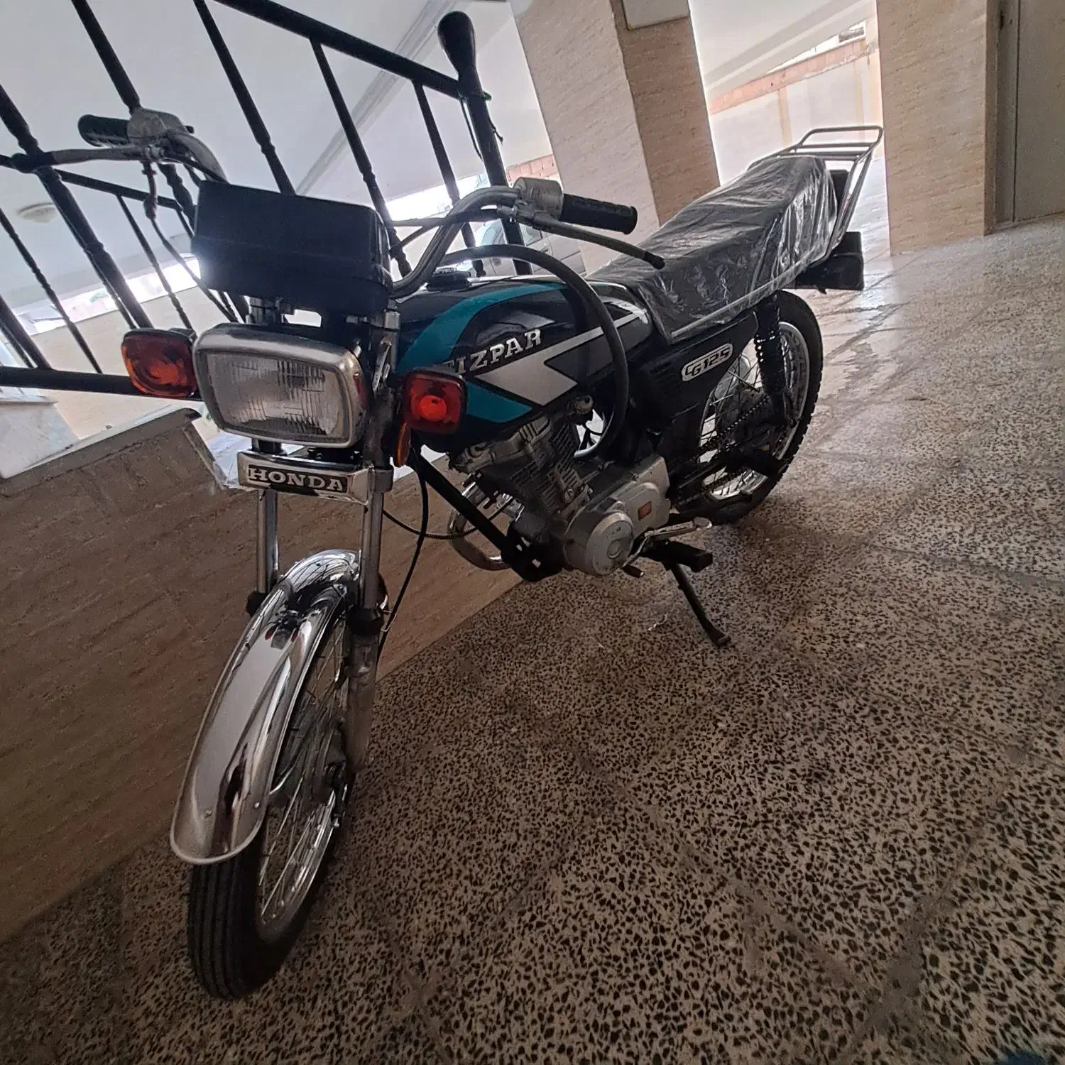 موتور هوندا ۱۲۵ مدارک کامل+بیمه|موتورسیکلت|قائمشهر, |دیوار