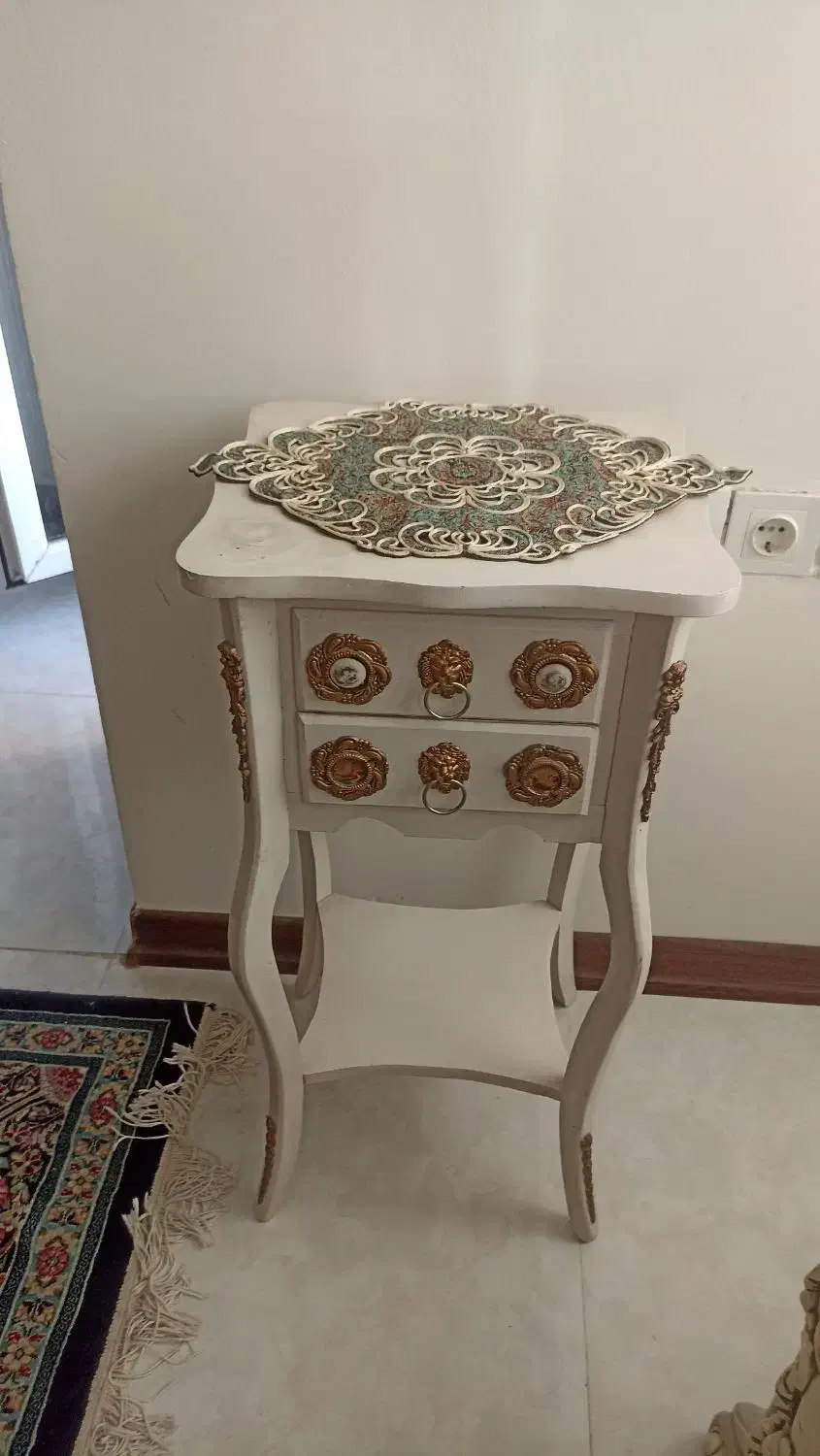 بوفه .میز تلفن .ساعت|بوفه، ویترین، کنسول|مشهد, الهیه|دیوار