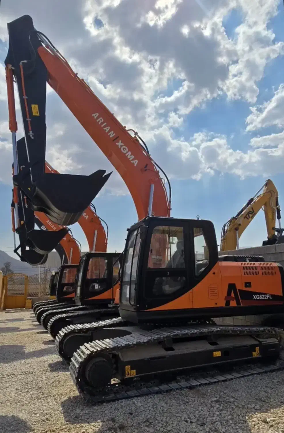 فروش بیل مکانیکی 220 XGMA(اقساط)|خودرو سنگین|تهران, عباسآباد|دیوار