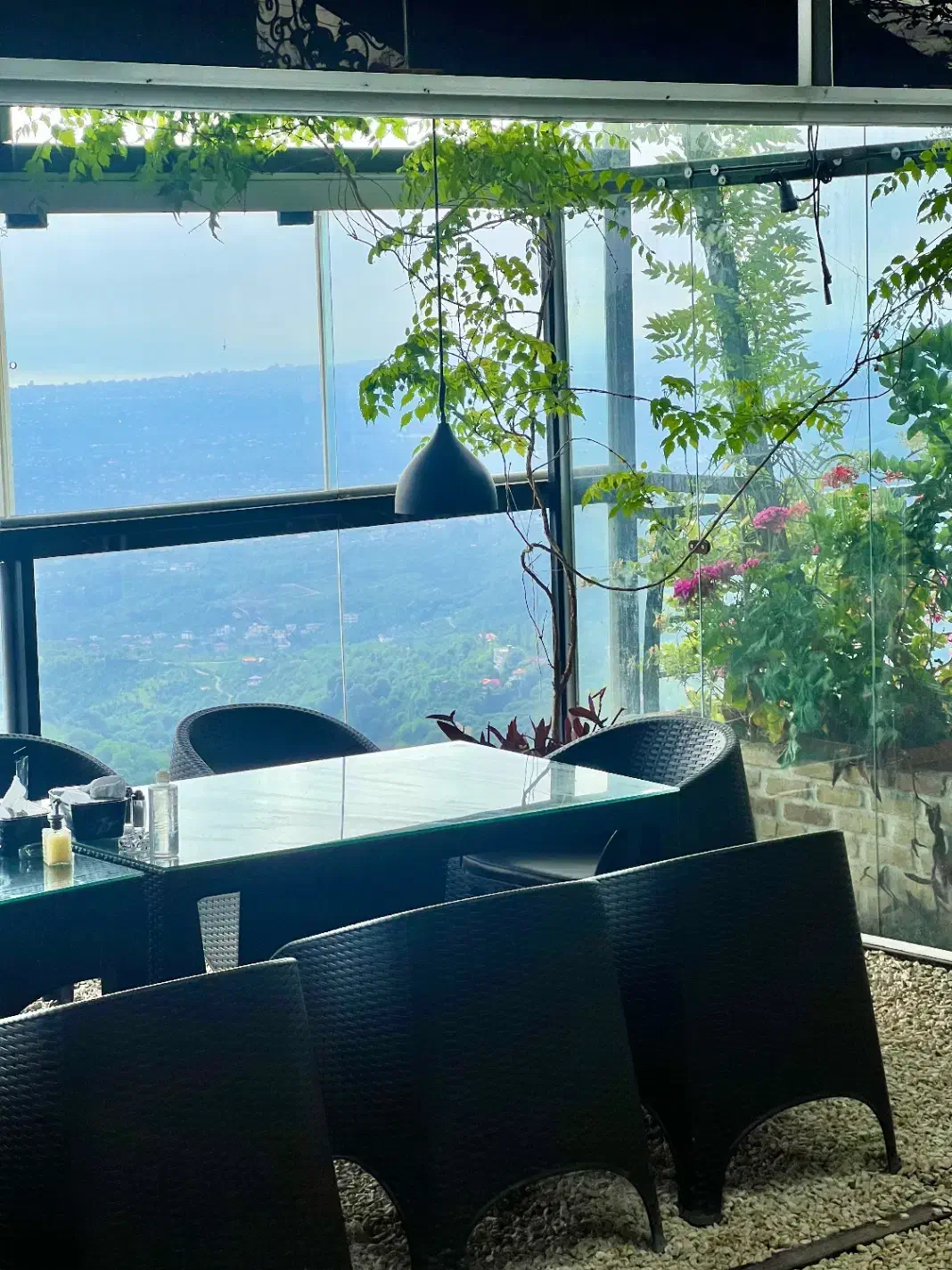 استخدام خدماتی در هتل شمال(با خوابگاه و۳وعده غذا)|استخدام سرایداری و نظافت|ملایر, |دیوار