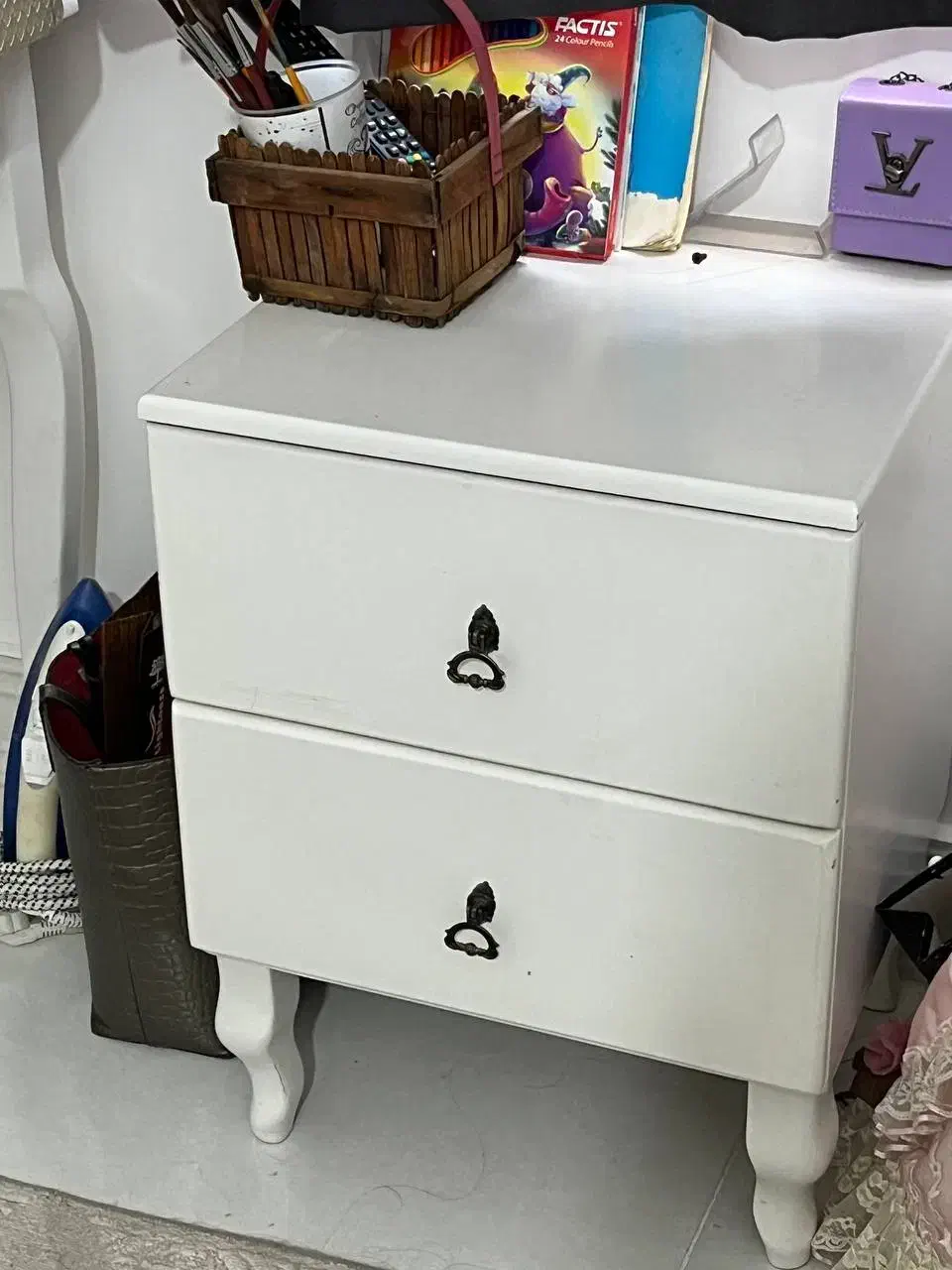 تخت خواب اینه|تخت و سرویس خواب|جیرفت, |دیوار