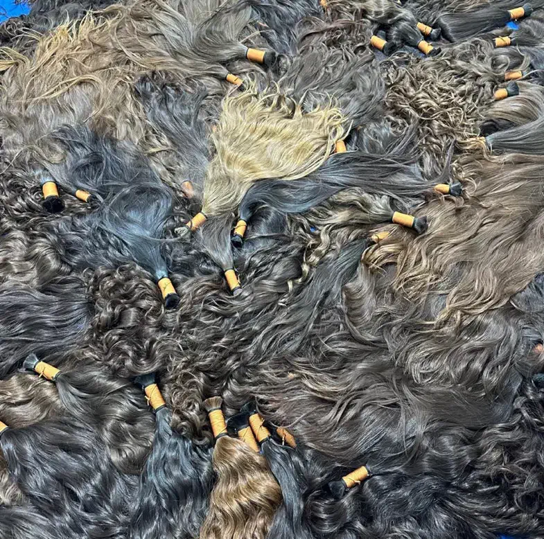 خریدار موی طبیعی بانوان|خدمات آرایشگری و زیبایی|رشت, سعدی (تختی)|دیوار