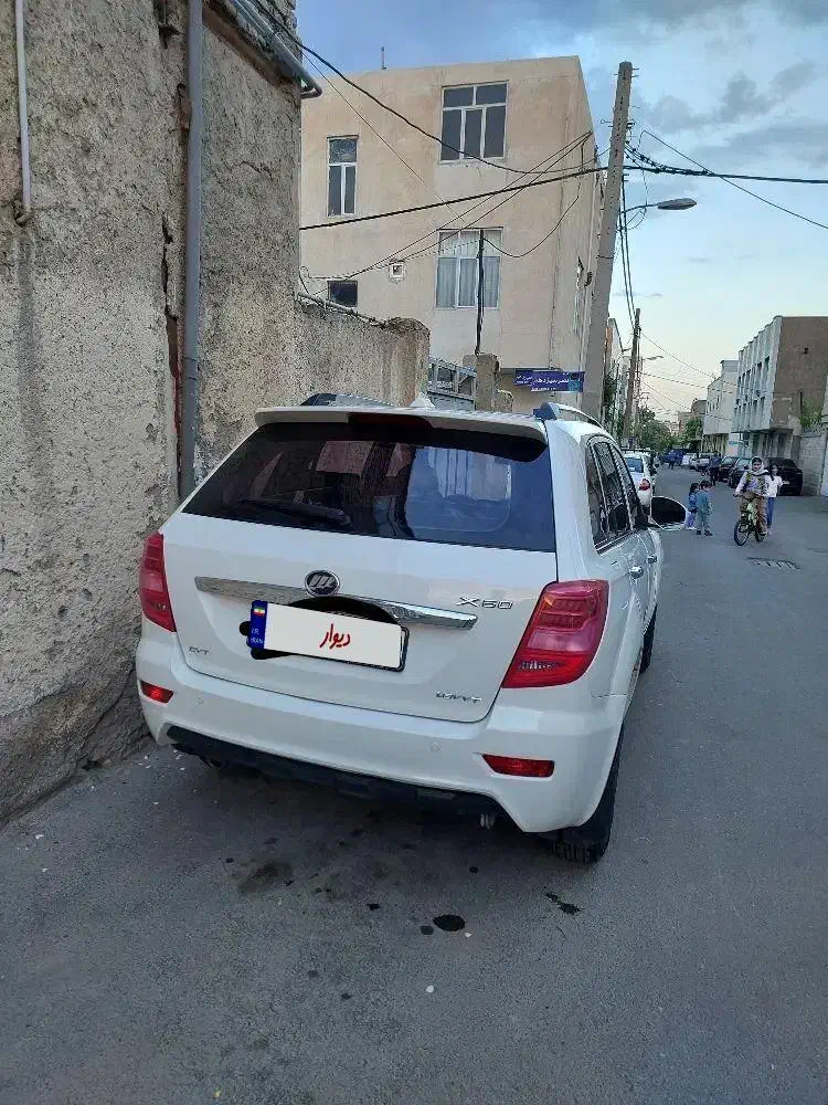 لیفان ۵۲۰|خودرو سواری و وانت|تهران, صاحب الزمان|دیوار