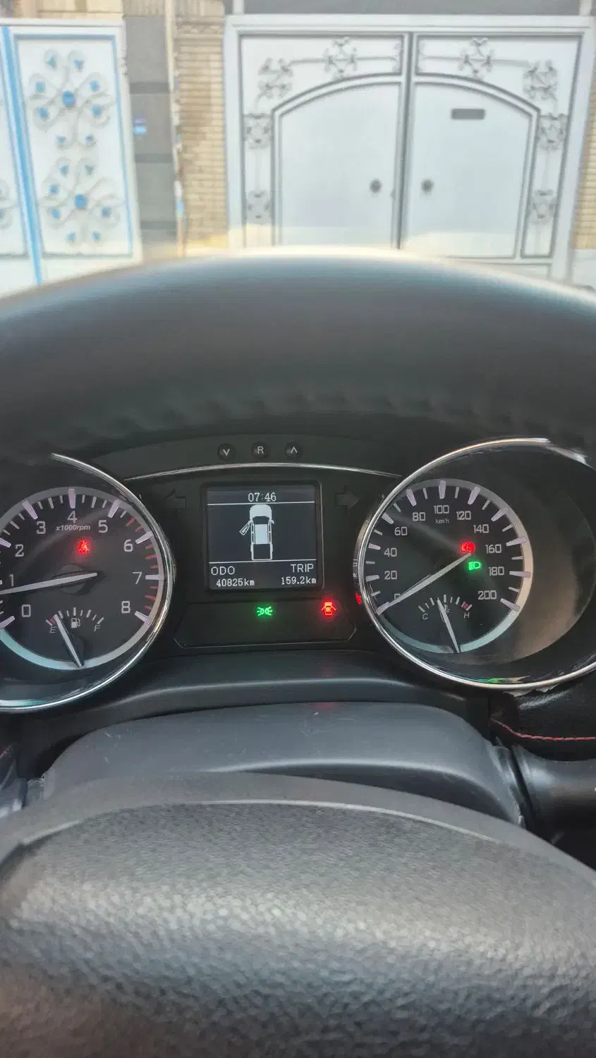 کی ام سی t8 مدل ۱۴۰۱|خودرو سواری و وانت|شیراز, طلاب|دیوار