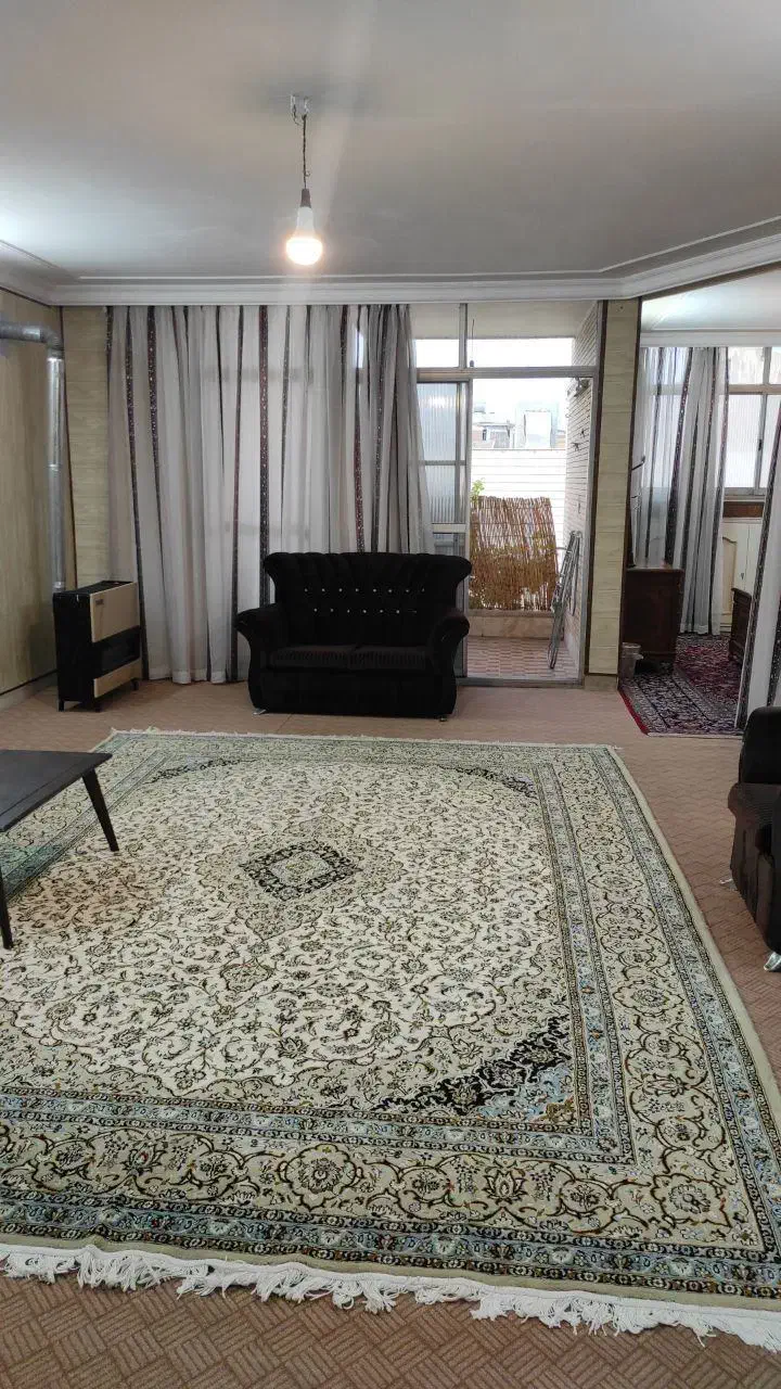 اجاره آپارتمان ۱۱۰ متری ۲ خواب . تک واحدی|اجارهٔ آپارتمان|اصفهان, مولوی|دیوار