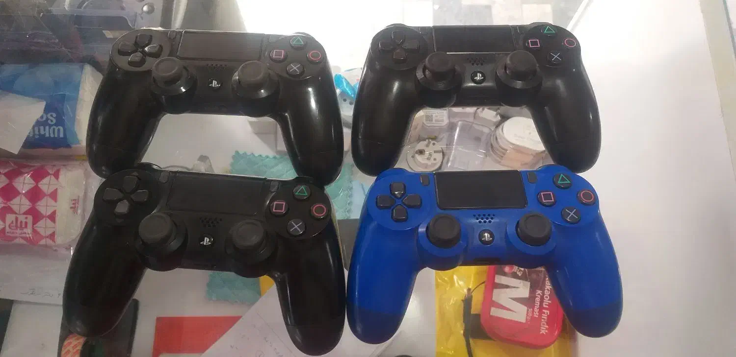 4 دسته ps4 اصل یکجا|کنسول، بازی ویدئویی و آنلاین|تبریز, |دیوار