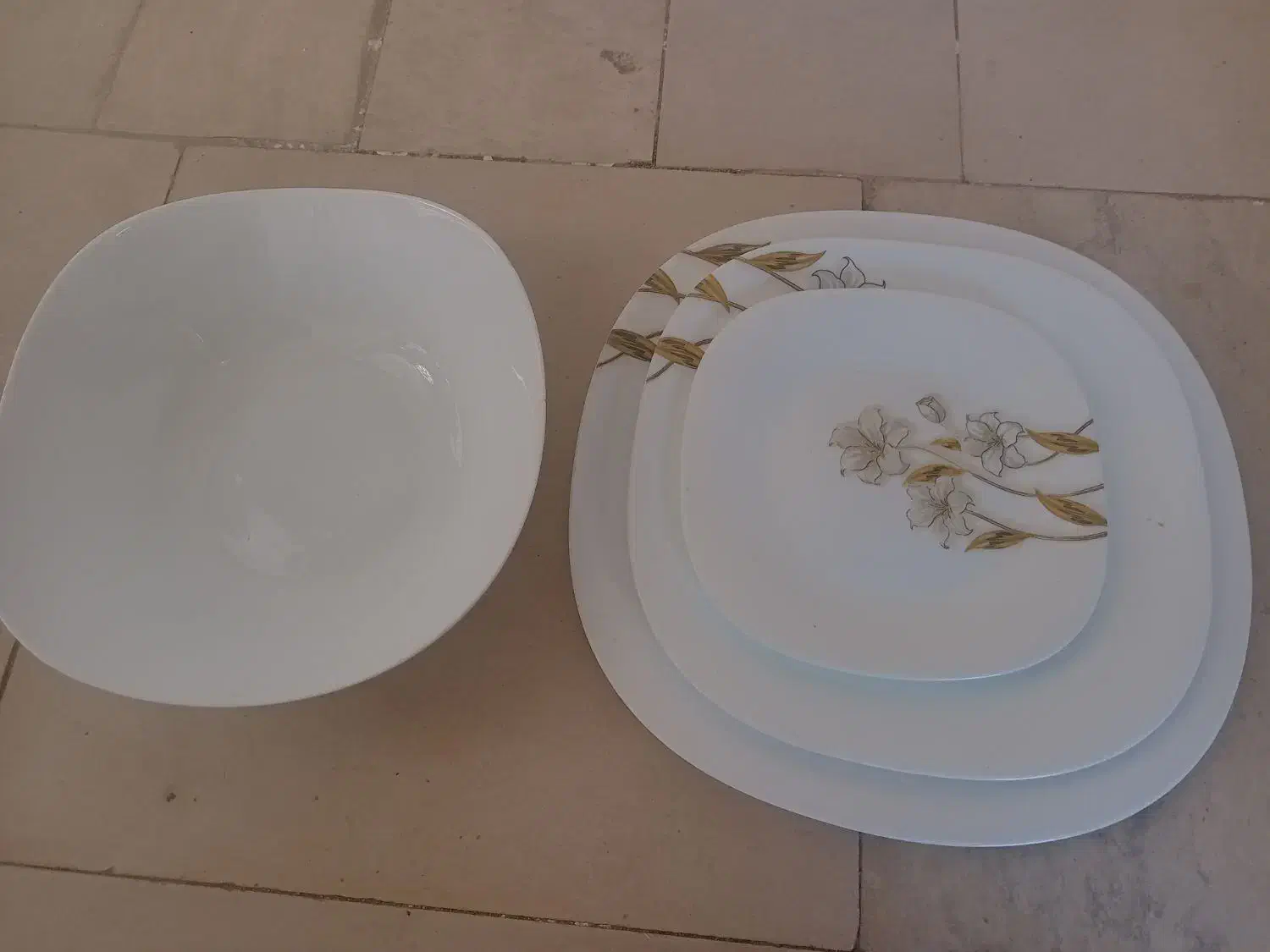 اکروپال|ظروف سرو و پذیرایی|مهاباد (آذربایجان غربی), |دیوار