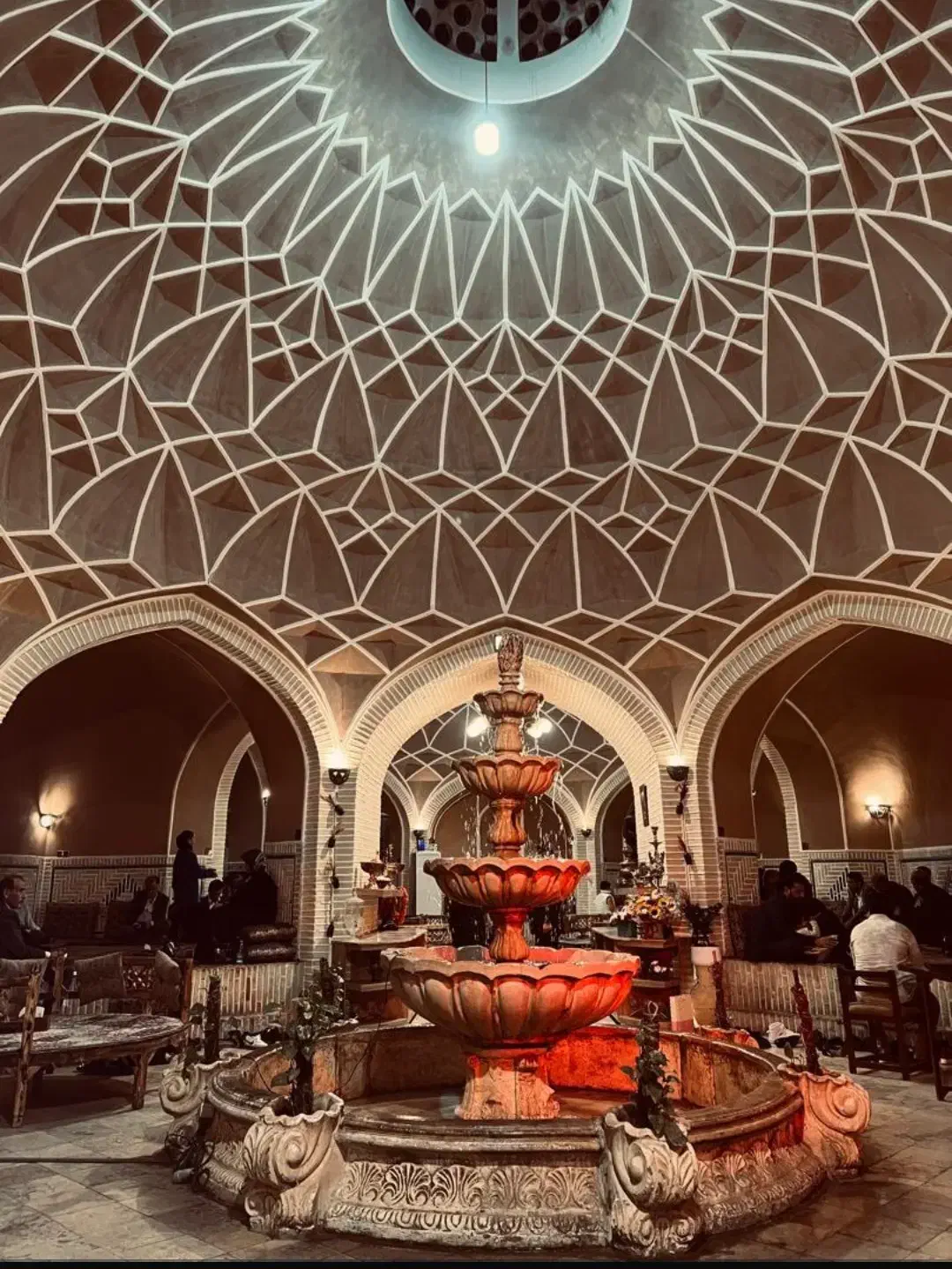 آشپزقلیان زن،سالندار،نیروآشپزخانه،ظرفشور،کمک آشپز|استخدام خدمات فروشگاه و رستوران|یزد, |دیوار