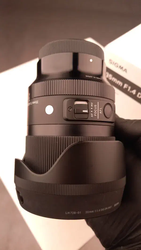 لنز ۳۵ سیگا F1.4 مانت سونی|دوربین عکاسی و فیلم‌برداری|تهران, هروی|دیوار