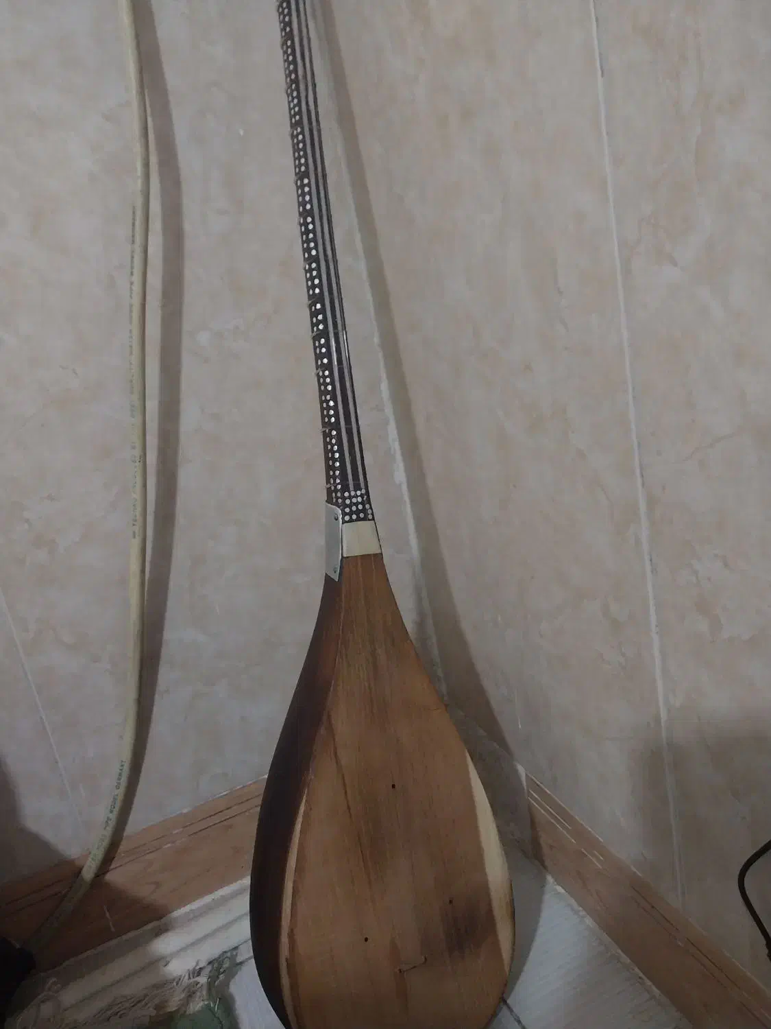 دوتار سالم خوش صدا|سازهای سنتی|پاکدشت, پاکدشت (مامازند)|دیوار