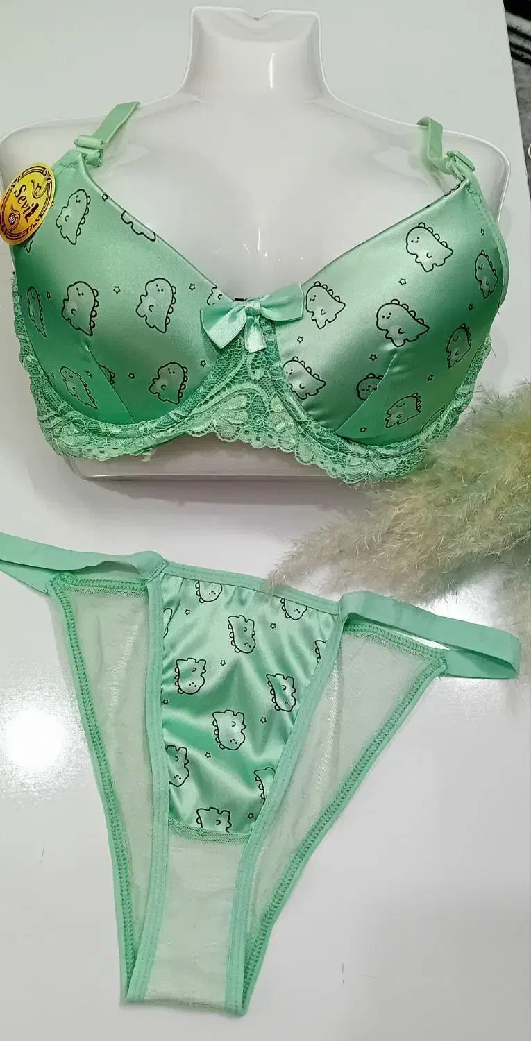 ست اسفنجی|لباس|مرند, |دیوار