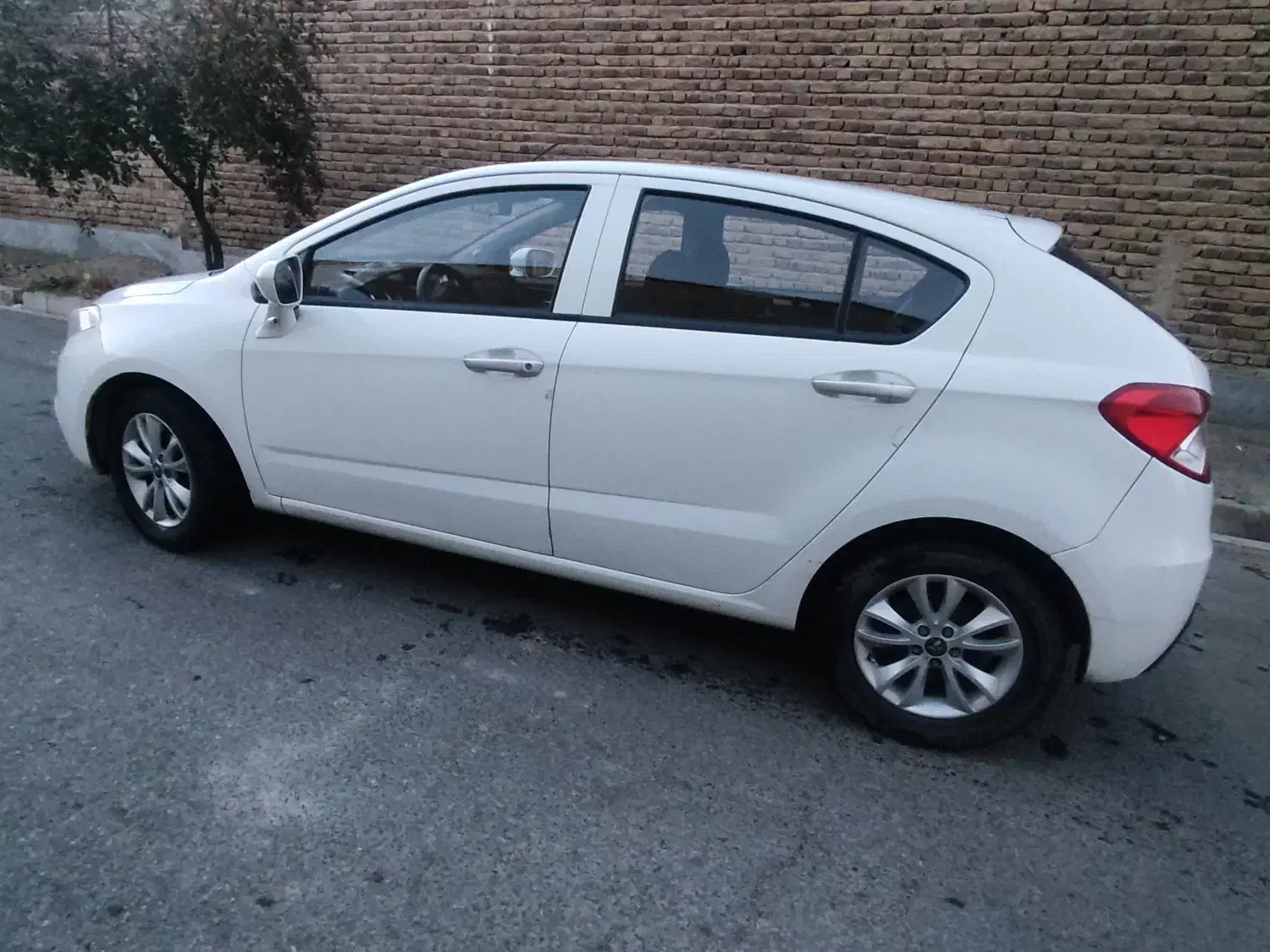 برلیانس h220 دنده ای|خودرو سواری و وانت|ارومیه, |دیوار