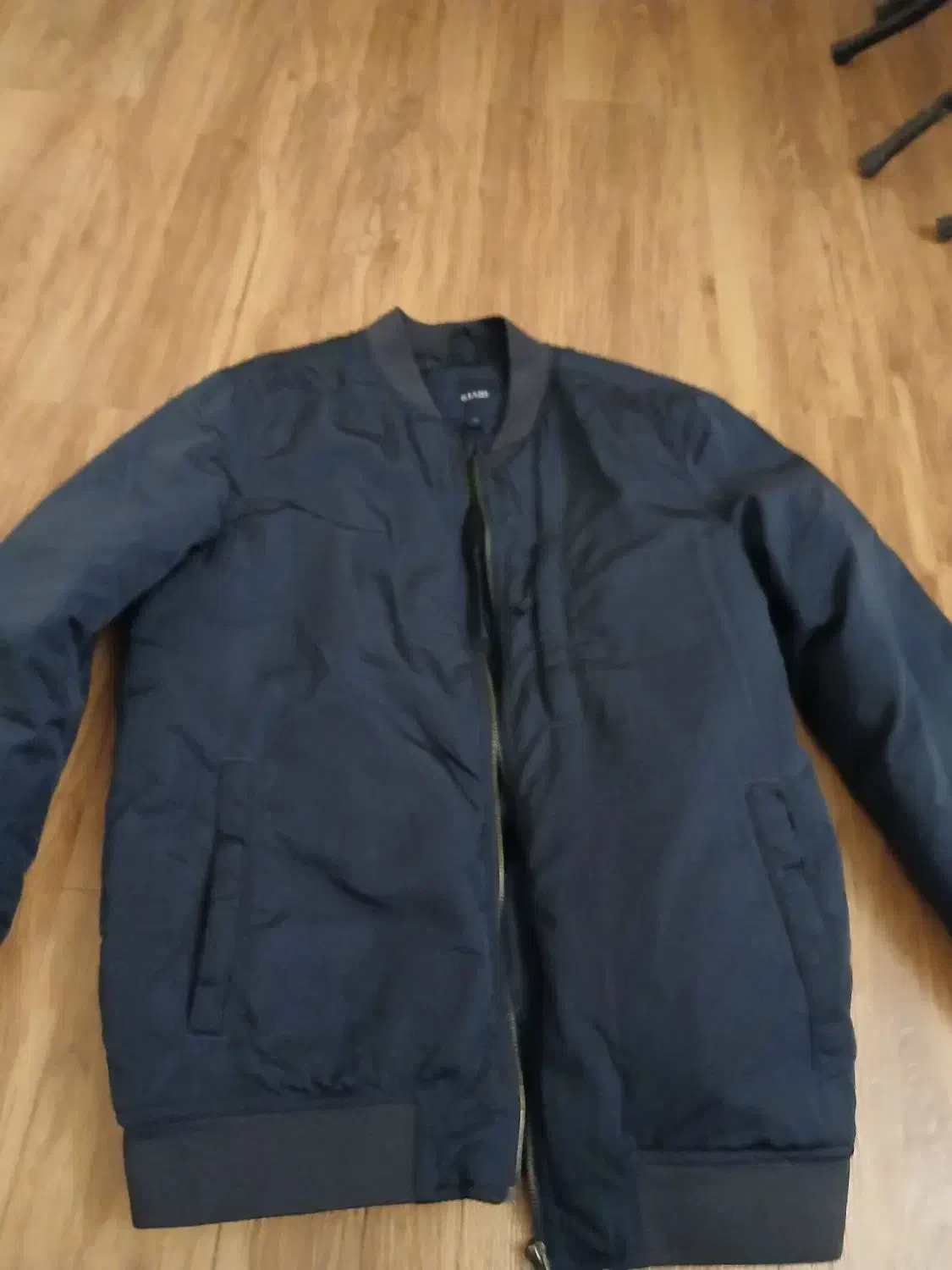 کابشن خارجی|لباس|رشت, چله خانه|دیوار