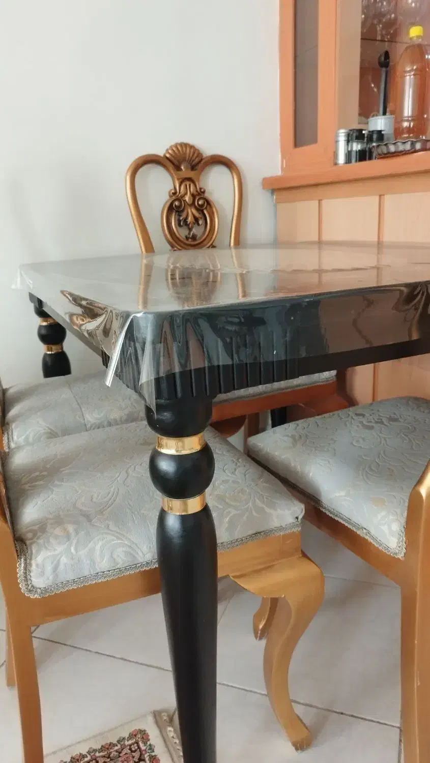 میزناهار خوری ۴ نفر در حد نو|میز و صندلی غذاخوری|مشهد, شهرک رازی (شهرک غرب)|دیوار