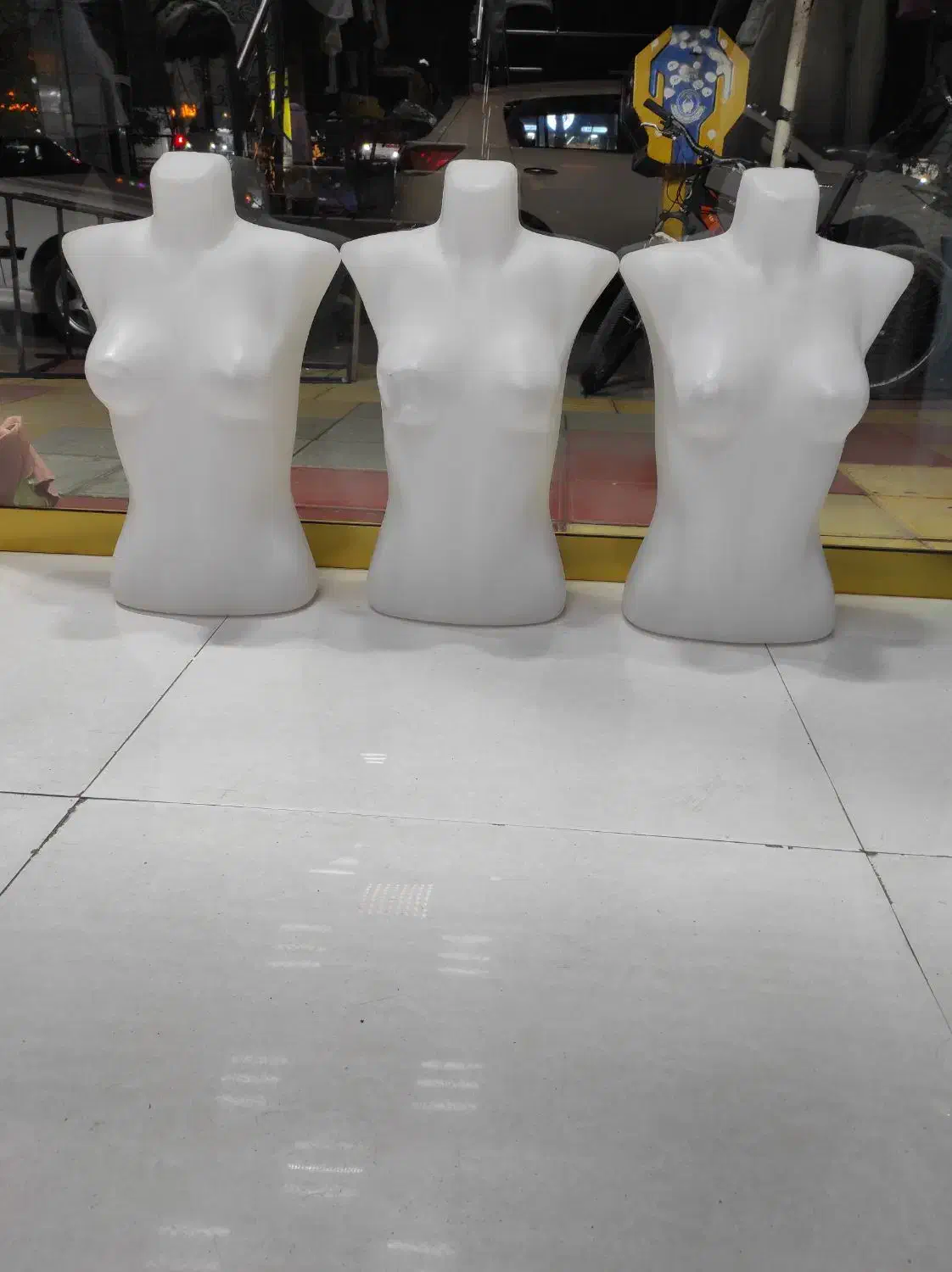 مانکن نیم تنه|فروشگاه و مغازه|پارسآباد, |دیوار