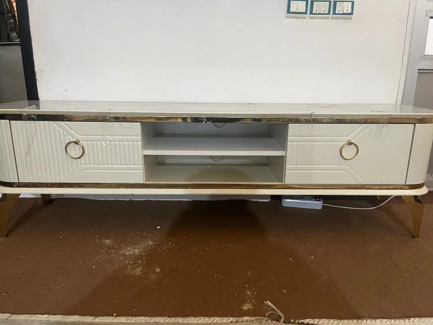 میز تی وی|میز تلویزیون|قره ضیاالدین, |دیوار