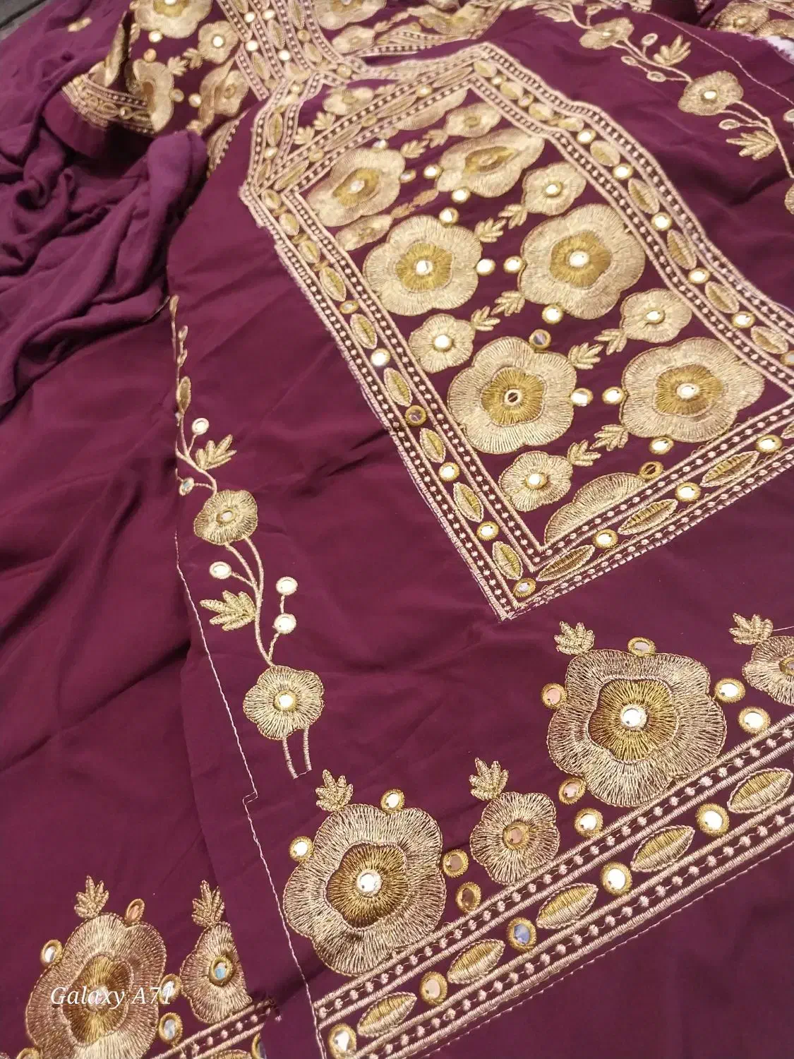 مغازه خرازی|لباس|نهبندان, |دیوار