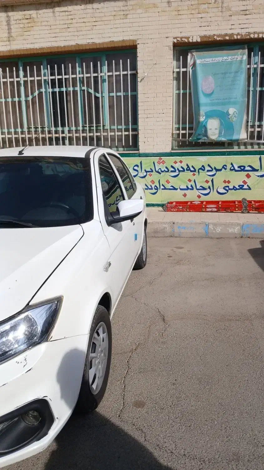 ساینا بی رنگ ۴۰۲ تمیز|خودرو سواری و وانت|دورود, |دیوار