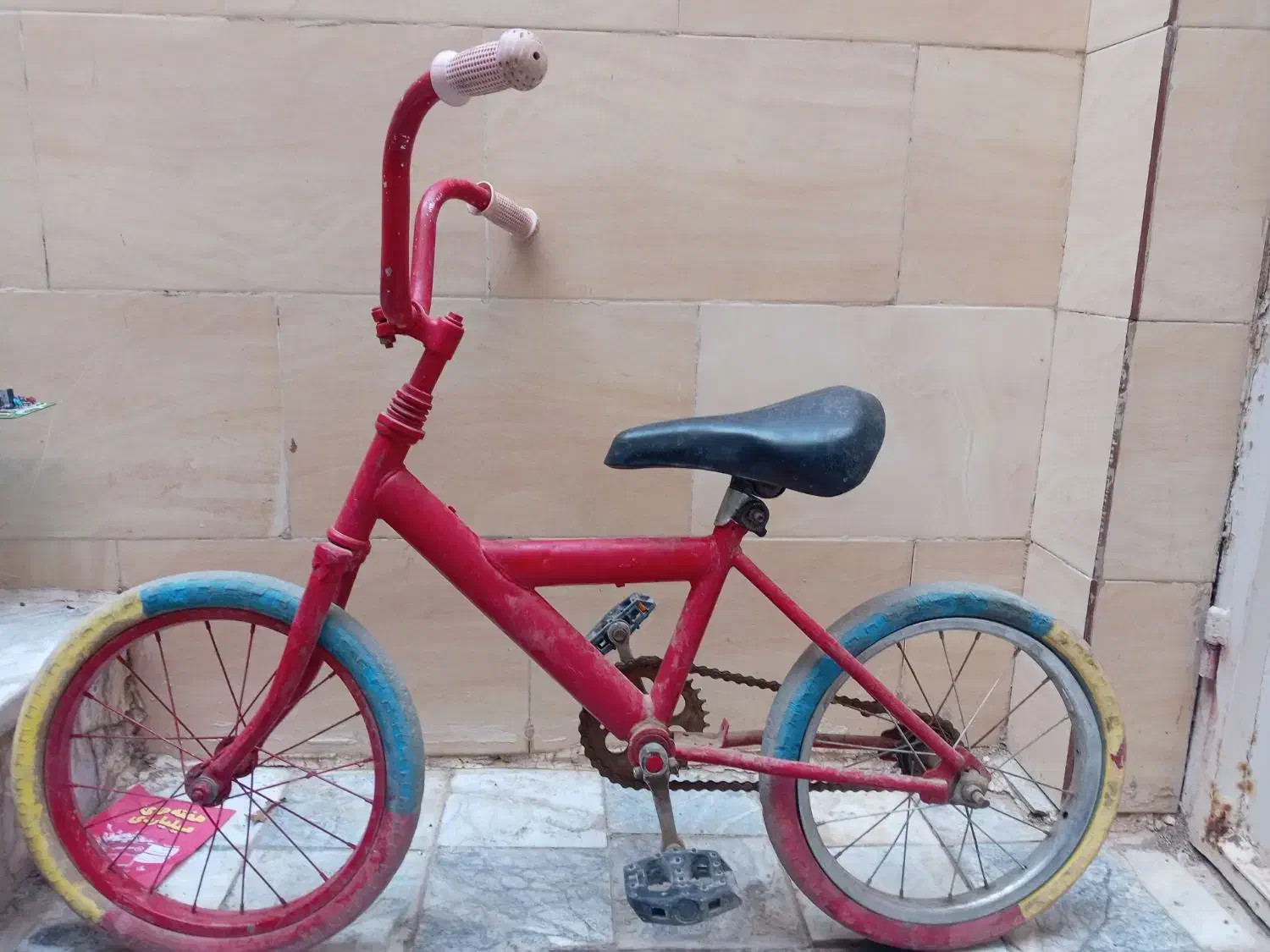 دوچرخه 16 سالم و تمیز|دوچرخه، اسکیت، اسکوتر|کاشمر, |دیوار