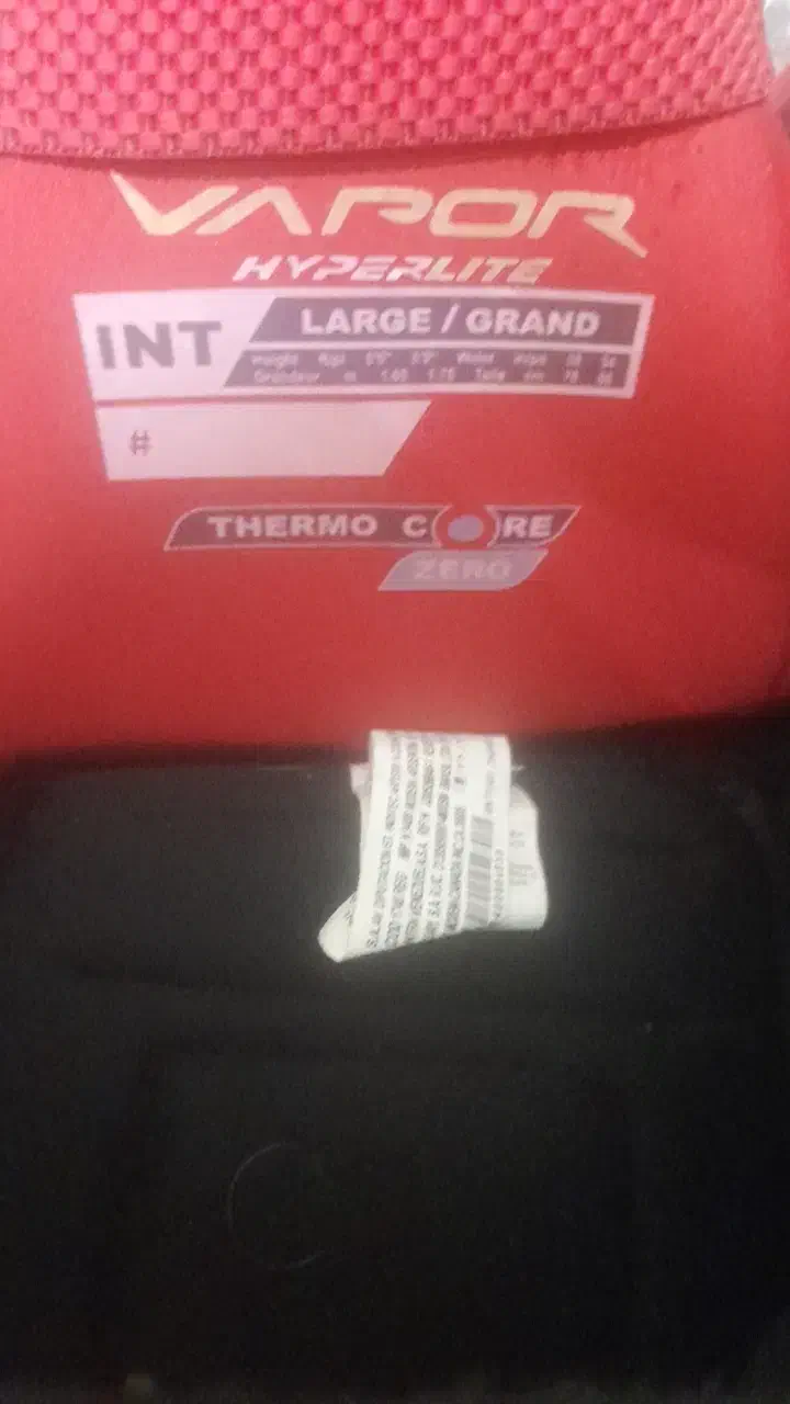 پاتیناژ.  هاکی رویخ|دوچرخه، اسکیت، اسکوتر|پرند, فاز ۵|دیوار