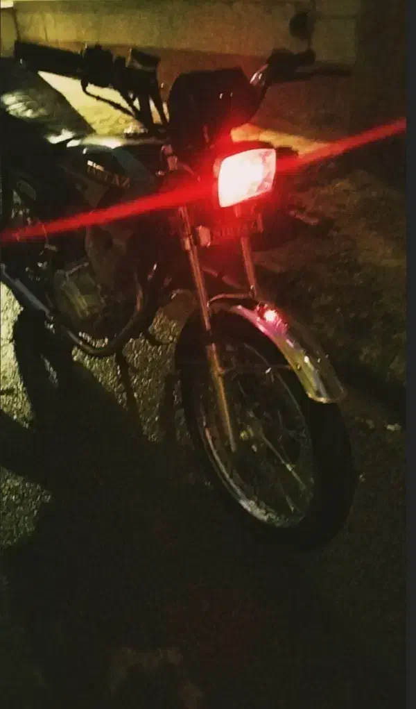 هندا ۲۰۰|موتورسیکلت|مشهد, هفت تیر (نه دره)|دیوار