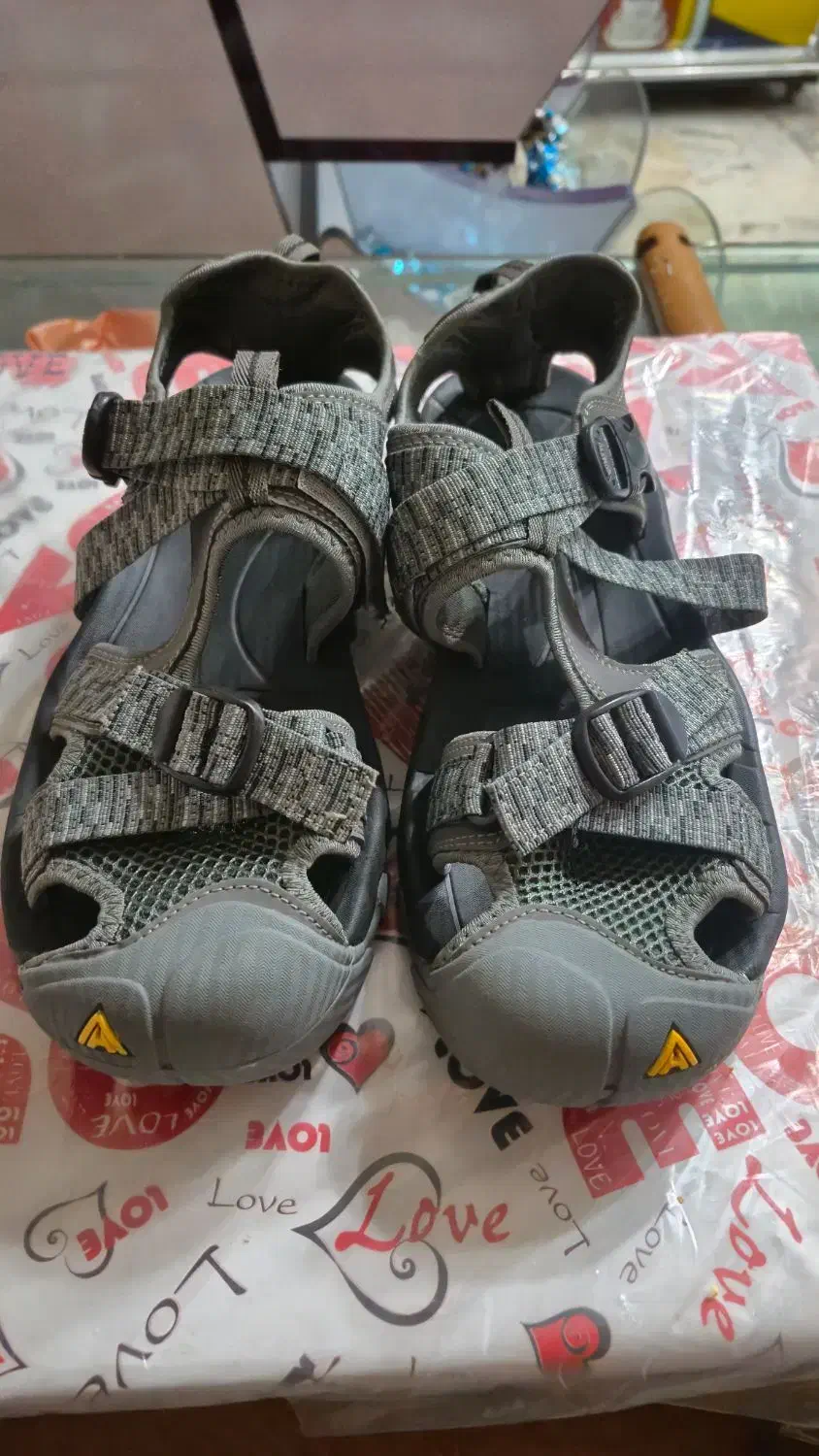 صندل HUMTTO|کیف، کفش، کمربند|اردبیل, |دیوار