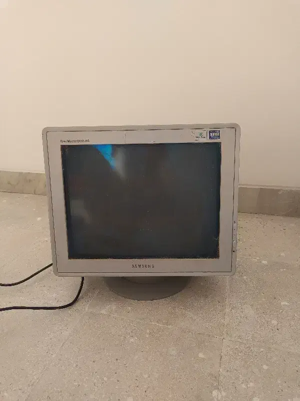 مانیتور سامسونگ|قطعات و لوازم جانبی رایانه|قم, کیوانفر|دیوار