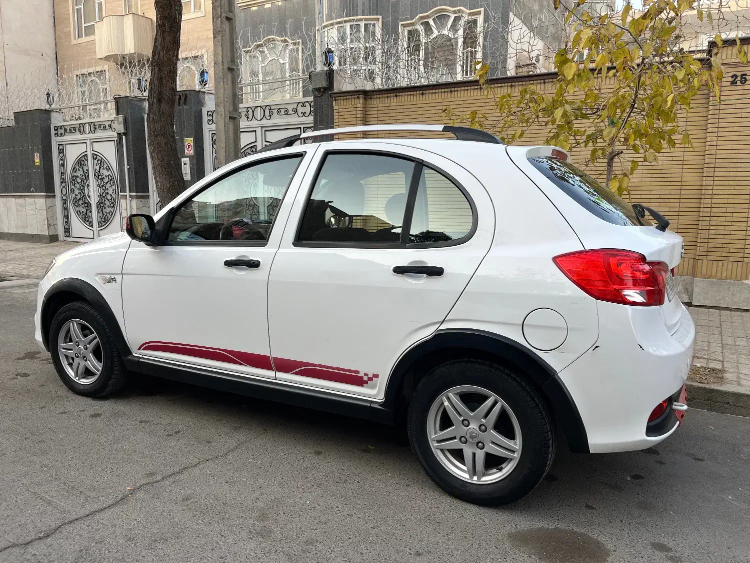 کوییک R مدل ۱۴۰۱ کم کار و بسیار تمیز|خودرو سواری و وانت|مشهد, رضاشهر|دیوار