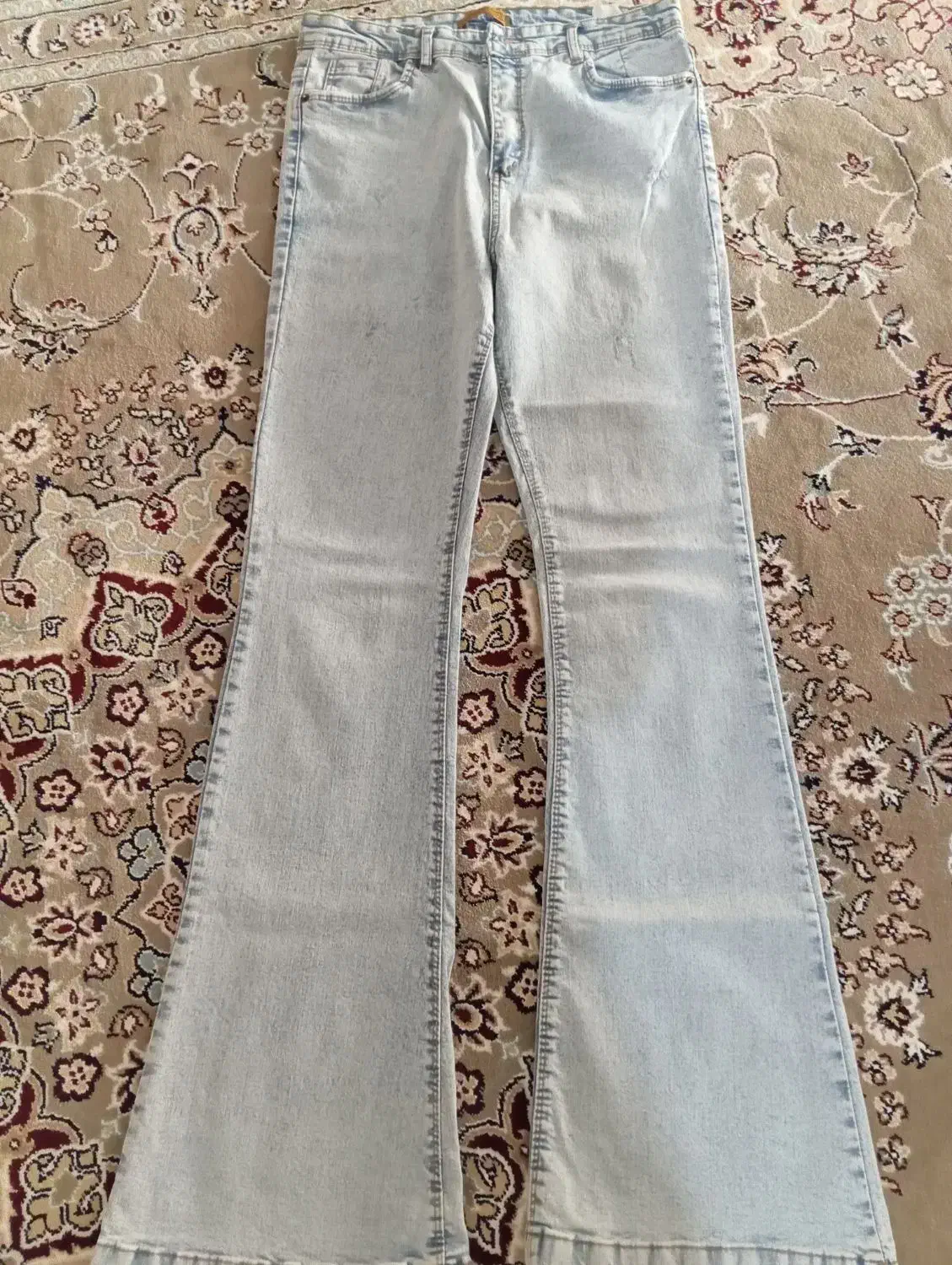 شلوار لی دخترانه|لباس|قم, نیروگاه|دیوار