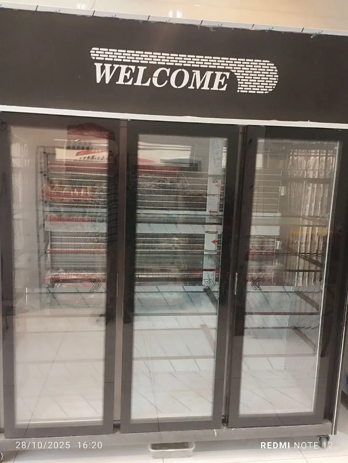 یک عدد تاپینگ ترشی و یخچال ایستاده فروشی|فروشگاه و مغازه|قم, شهرک فاطمیه|دیوار