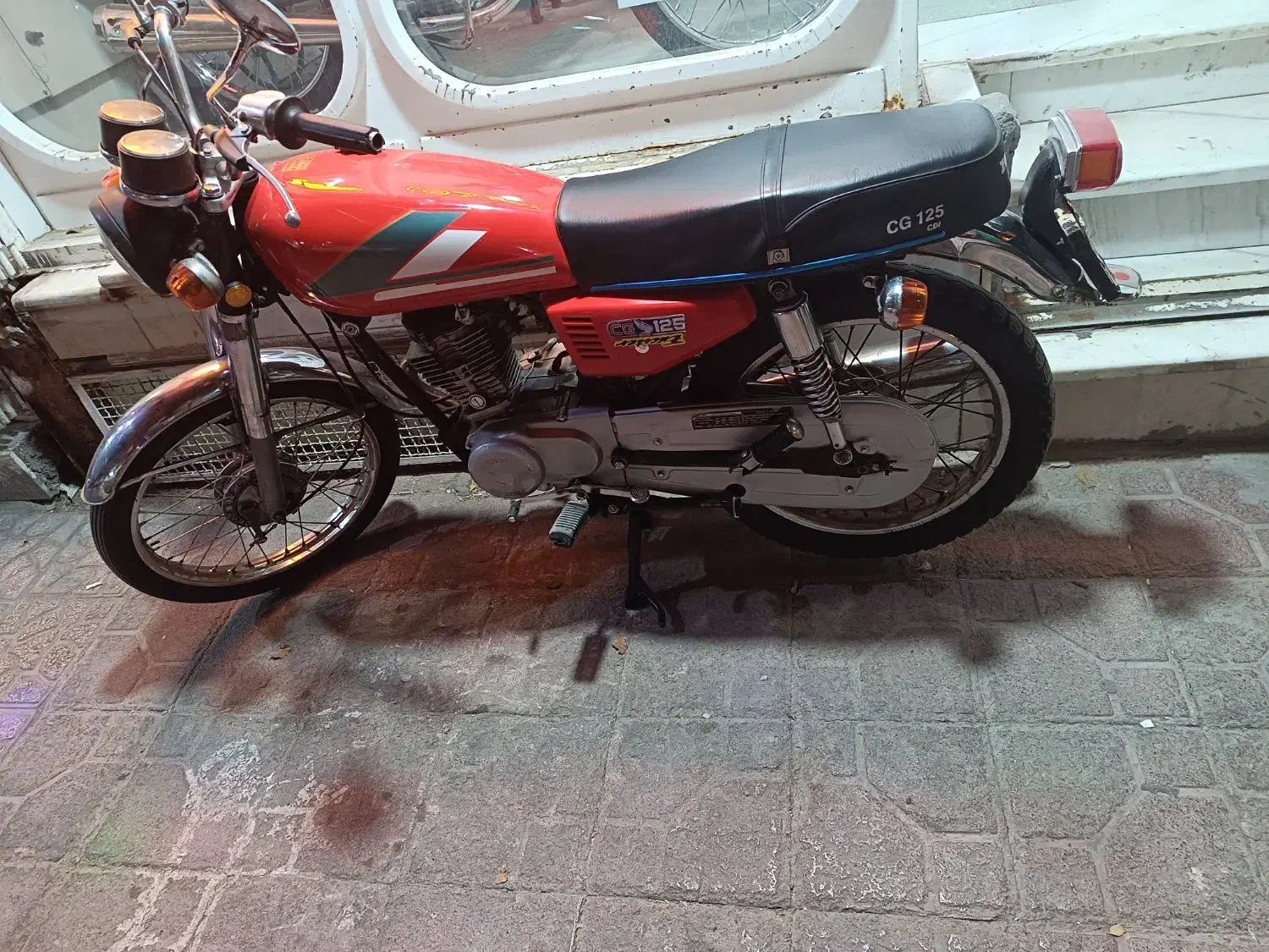 ژاپن سی جی|موتورسیکلت|قم, وادی السلام|دیوار